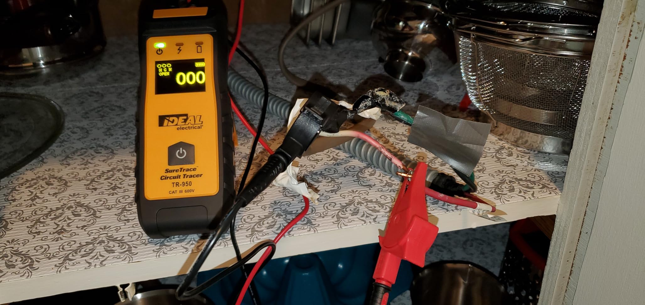Ideal Electrical SureTrace Pro Circuit Tracer (61-950) 0-600 Volts AC/DC with Built-in Continuity Test, Amperage and Voltage Measurement customer photo 1
