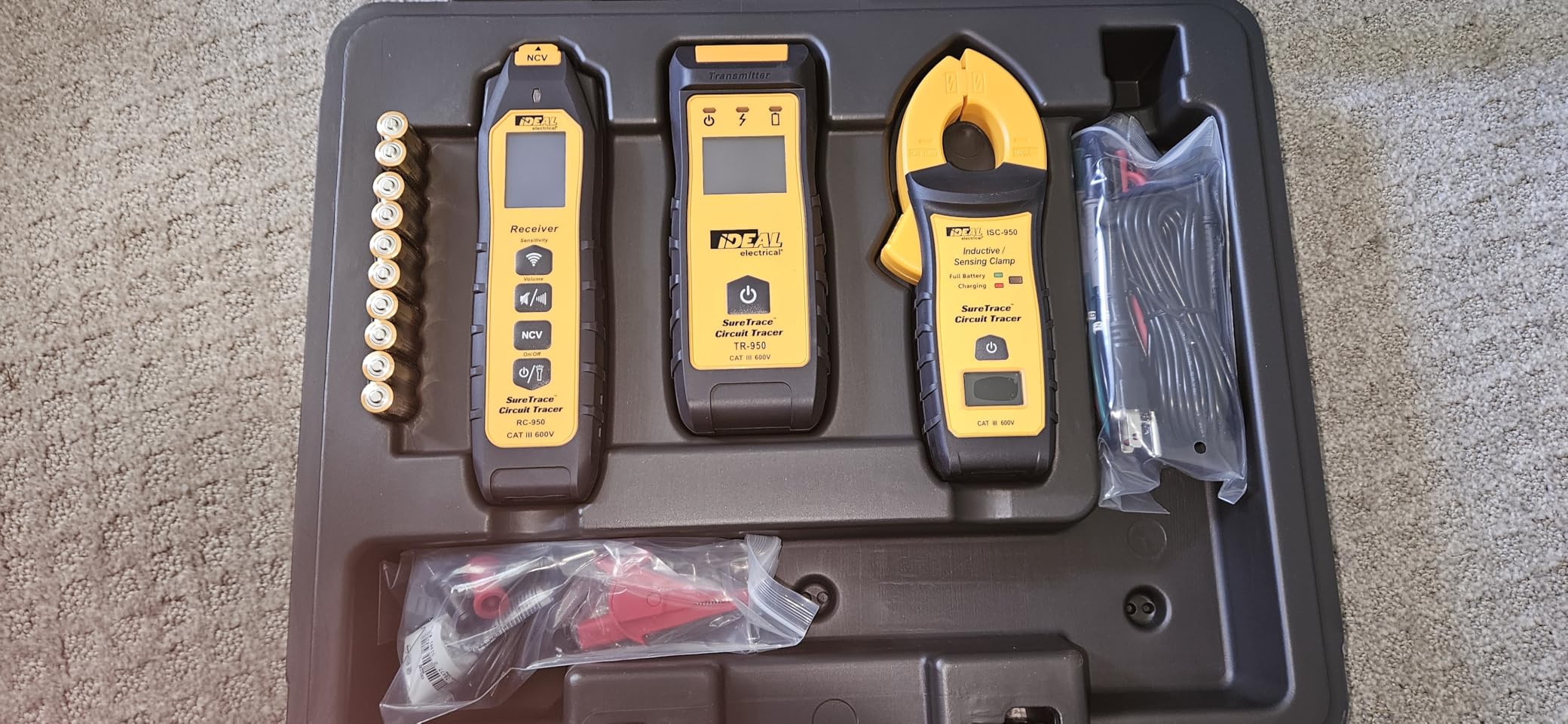 Ideal Electrical SureTrace Pro Circuit Tracer (61-950) 0-600 Volts AC/DC with Built-in Continuity Test, Amperage and Voltage Measurement customer photo 2