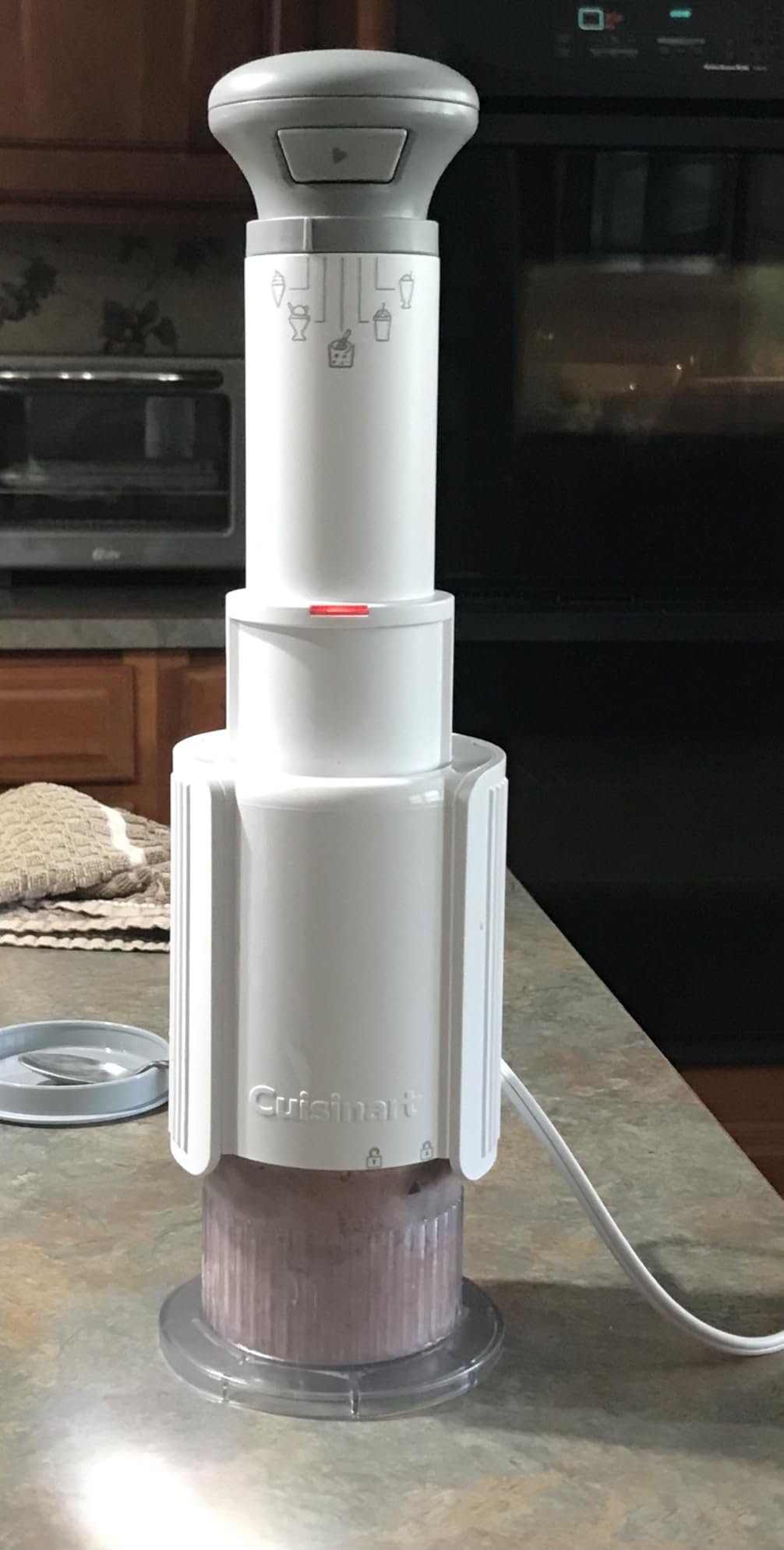 Cuisinart Ice Cream Maker - Cuisinart FastFreeze 5-in-1 Ice Cream, Milkshakes, Slushies, Sorbets and Mix-Ins, Freeze Wand, Two 0.5-Pint Mixing Cups with Lids, Easy to Clean, ICE-FD10 customer photo 2