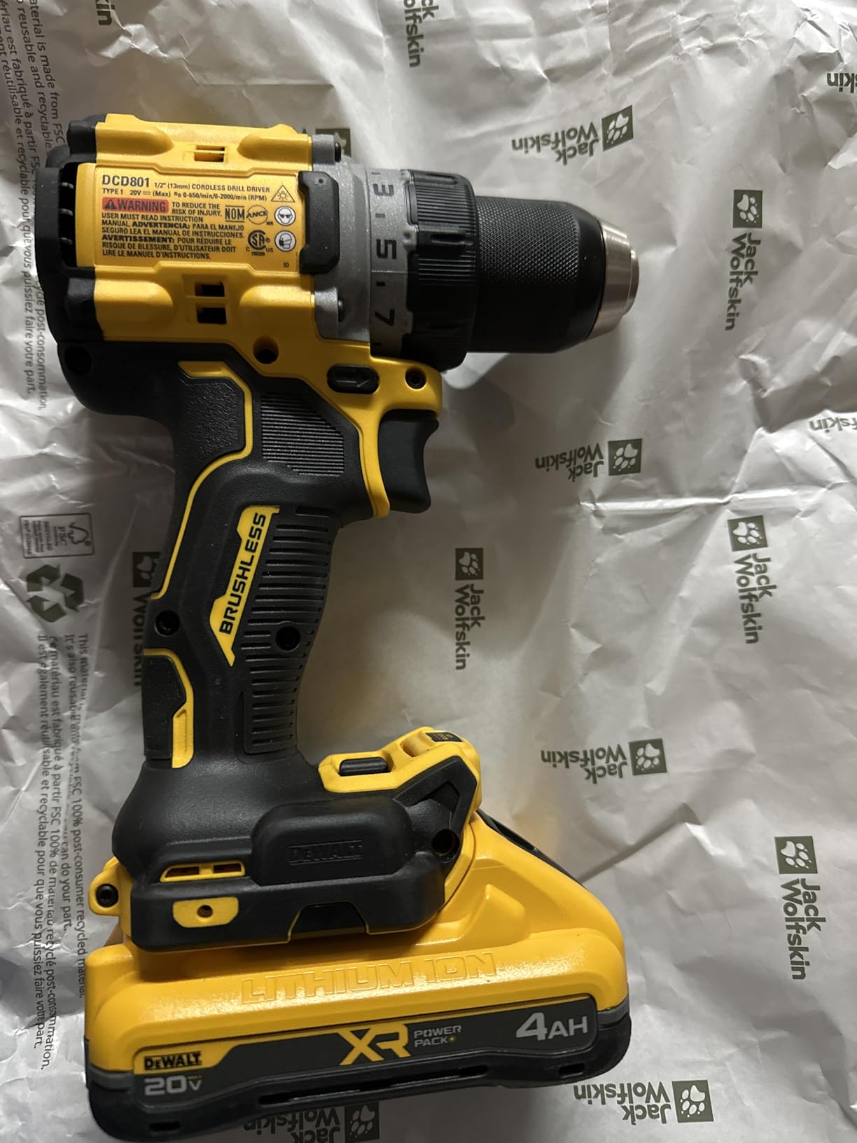 DEWALT 20V MAX XR Brushless Cordless 1/2 in. Drill Driver Kit With DEWALT POWERPACK Batteries and Charger (DCD801QQ2) customer photo 2