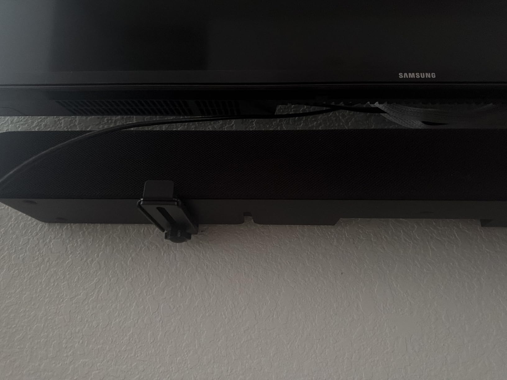 Soundbar Wall Mount,All Metal Sound Bar Mounts Under TV for Sonos,Samsung, Bose, Vizio, LG, Sony, JBL and More,Depth Adjustable 3.7