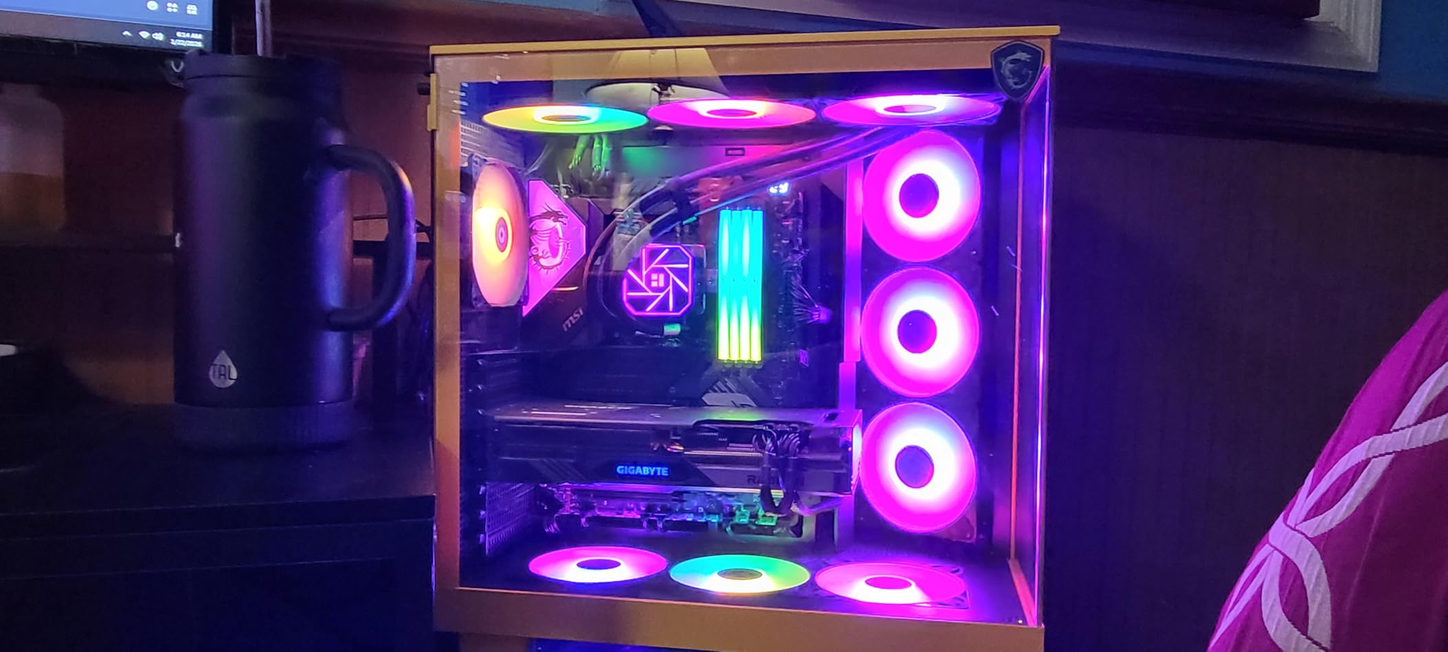 ARCTIC P14 Pro Reverse A-RGB - 3 Pack - 140 mm Premium Fan with Reverse Airflow, PWM Fan with Y Cable Splitter, 400-2650 RPM, 0 RPM <5% PWM, 5V Digital RGB, hydrodynamic Bearing, 4-Pin - Black customer photo 1