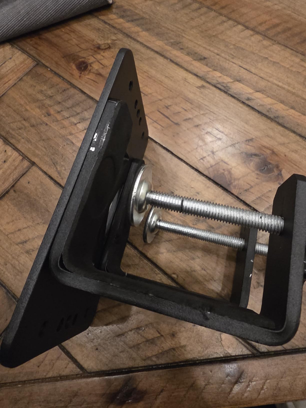 Handbrake Shifter Table Clamp for MOZA HBP Handbrake/HGP Racing Shifter/SGP Sequential Shifter,High Strength aluminum alloy,Strong clamping and enhanced knob design (Up to 60mm Desks) customer photo 2