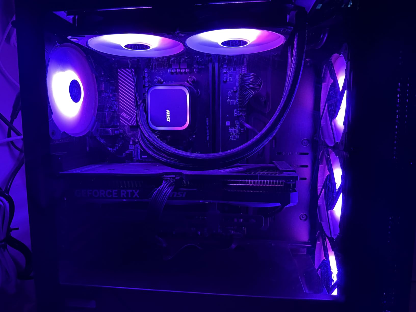MSI Aegis ZS Gaming Desktop - AMD Ryzen 9 9900X, GeForce RTX 5080, 32GB RAM, 2TB SSD, Liquid Cooling, Wi-Fi 7, Windows 11 Pro customer photo 1