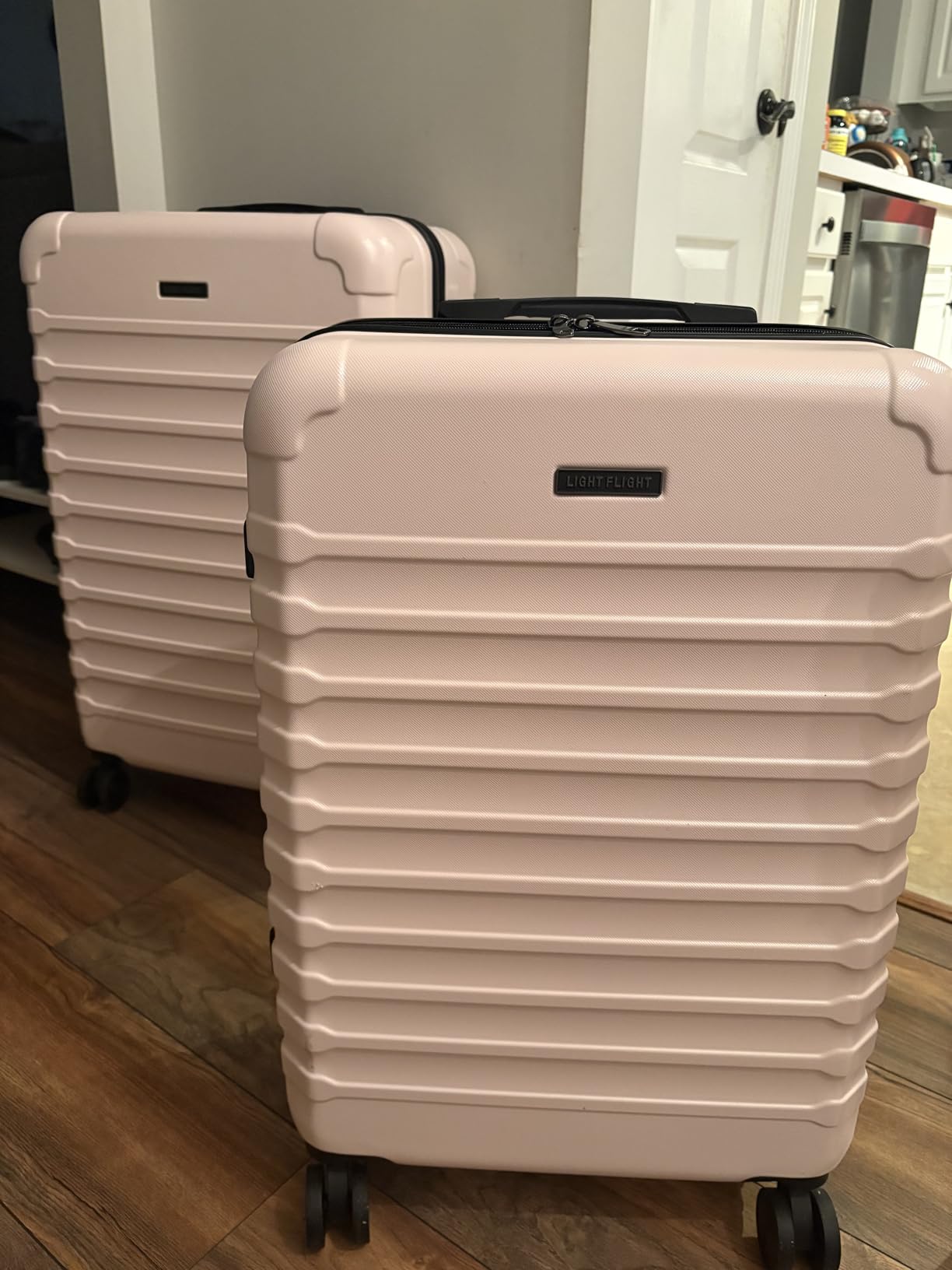 LIGHT FLIGHT Luggage Sets, 3 Piece Durable Suitcase Set with Spinner Wheels, 3 Pcs Hardside Lightweight luggage with TSA Lock, Large Checked Travel Suitcases, 20/24/28 Inch, Rose Purple customer photo 1