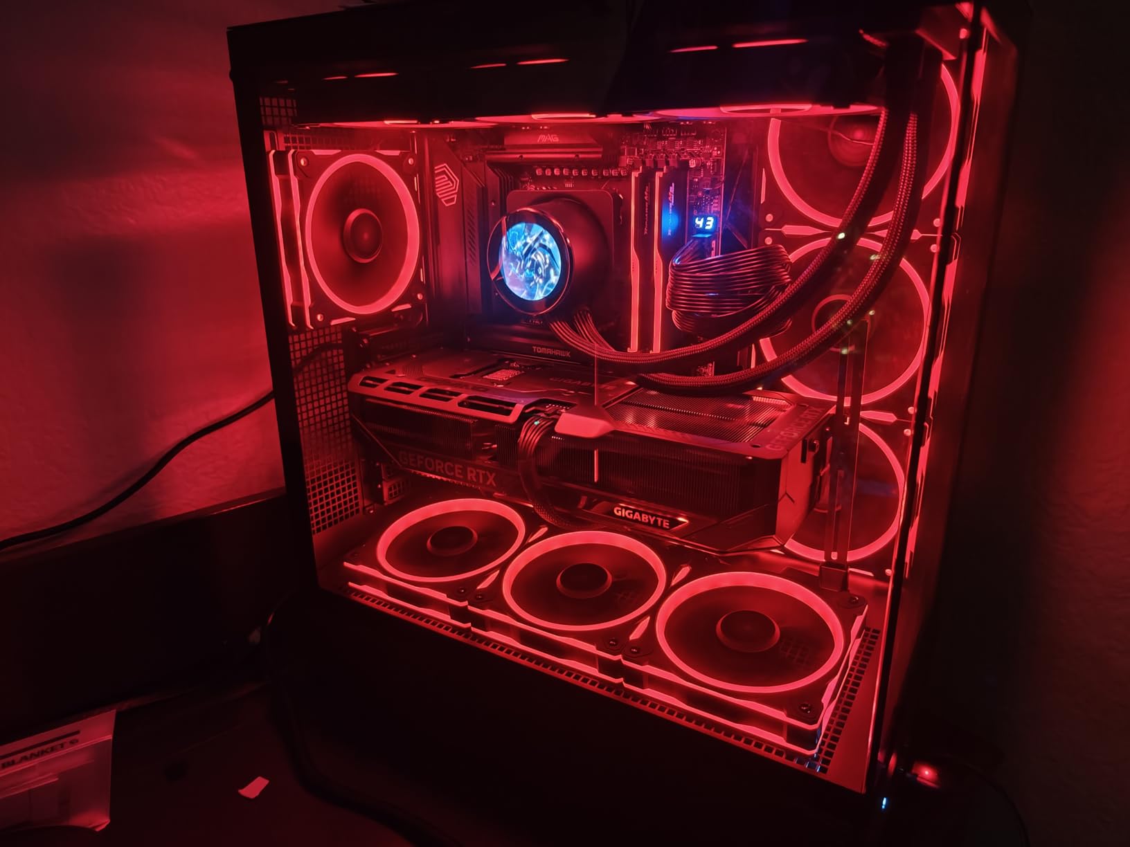 ASUS Prime MR120 ARGB Reverse Fan Black Single Pack, 28mm Extra-Thick Frame, Quiet, high-Performance Cooling with PWM Control, 20 ARGB LEDs with Dual-Sided Frame Lighting, Aura Sync Compatibility customer photo 1