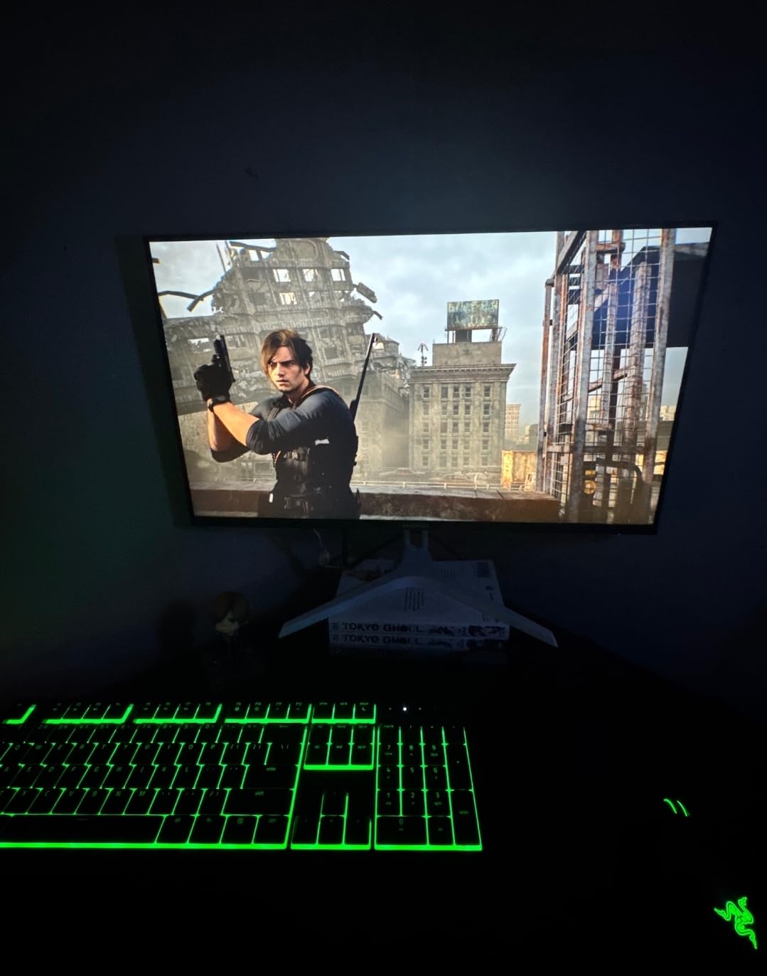 Amzfast 27 inch 240Hz Curved Gaming Monitor, FHD 1080P Monitor Gaming with Upgraded Built-in Speakers, MPRT 1ms with Fast VA Panel | 130% sRGB, 4000:1,1500R | 12 Months Warranty Exchange customer photo 2