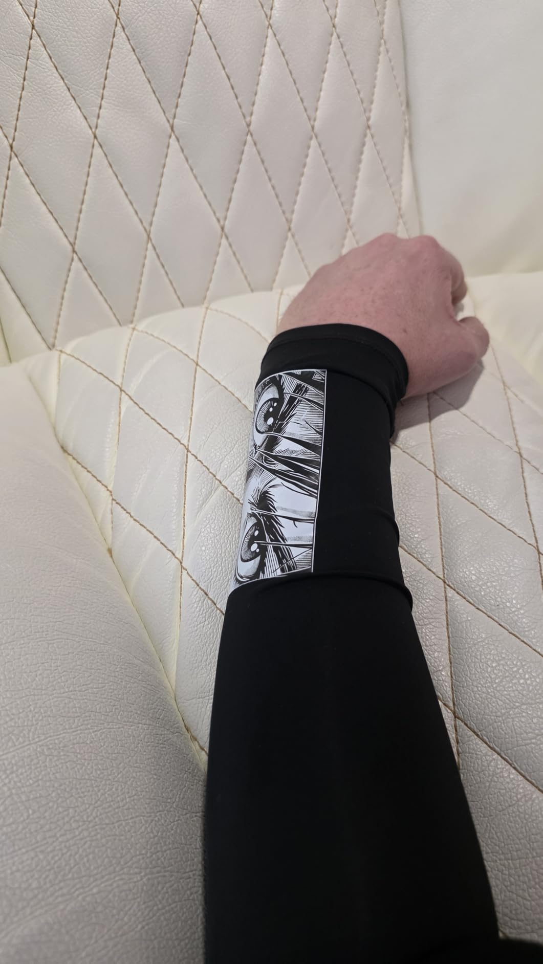 Gaming Arm Sleeve - Lightweight Compression Fabric, Anti-Slip Fit, Sweat-Wicking for Esports Precision & Comfort customer photo 2