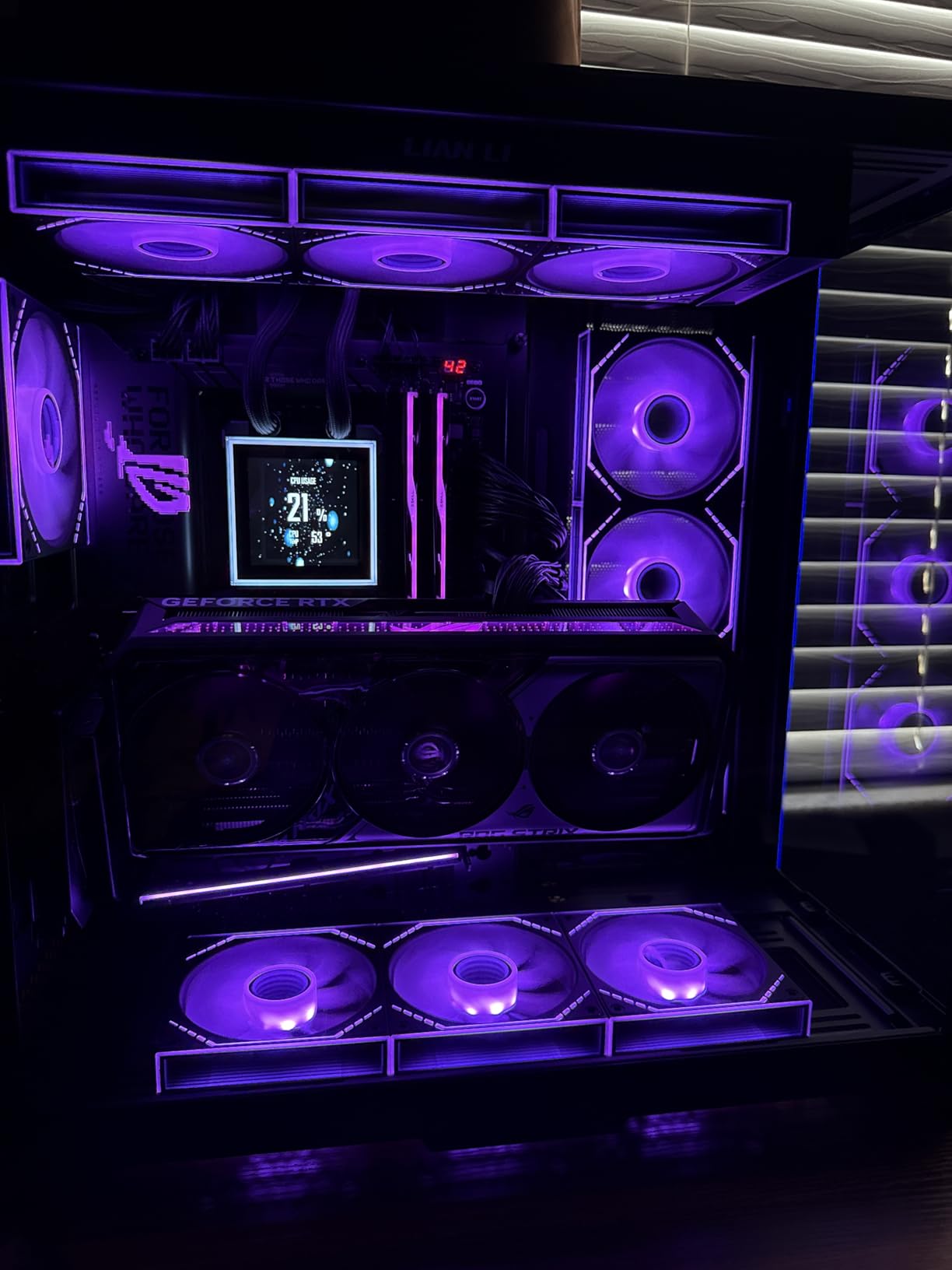 Lian Li Hydroshift II LCD-S 360TL ARGB Liquid CPU Cooler - 360mm AIO - 3.4