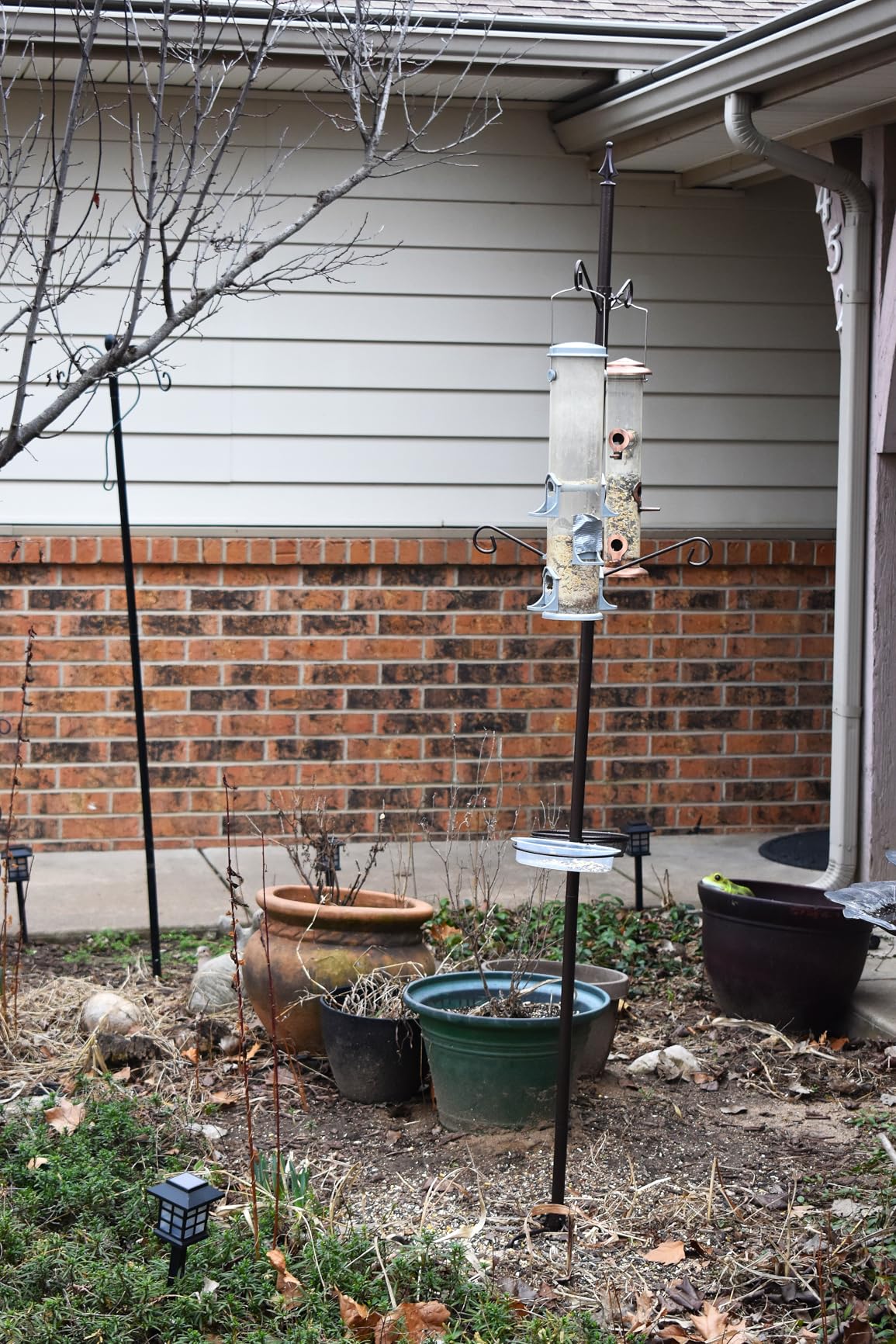 Bird Feeding Station Kit, 94 Inch Metal Birds Feeder Stand Pole with 6-Hook, Bird Bath and Mesh Tray, 5-Prong Base customer photo 2
