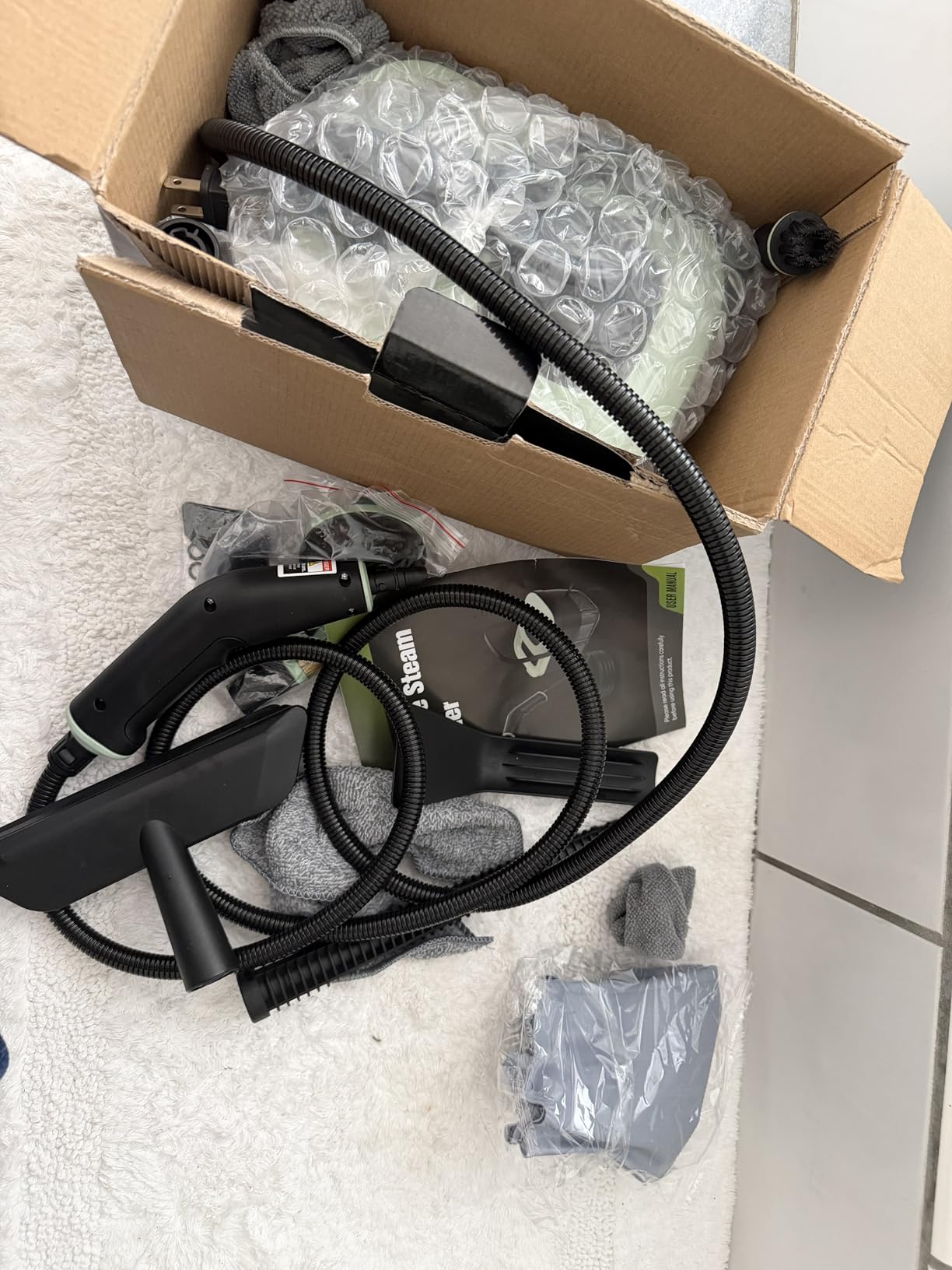 Steam Cleaner, Portable Steamer for Cleaning with 16pcs Accessories, 6-Level Adjustable, 15s Heat-Up, Handheld Steam Cleaner for Home for Tile, Grease, Dirt, Grout, Car Detailing, Green customer photo 2