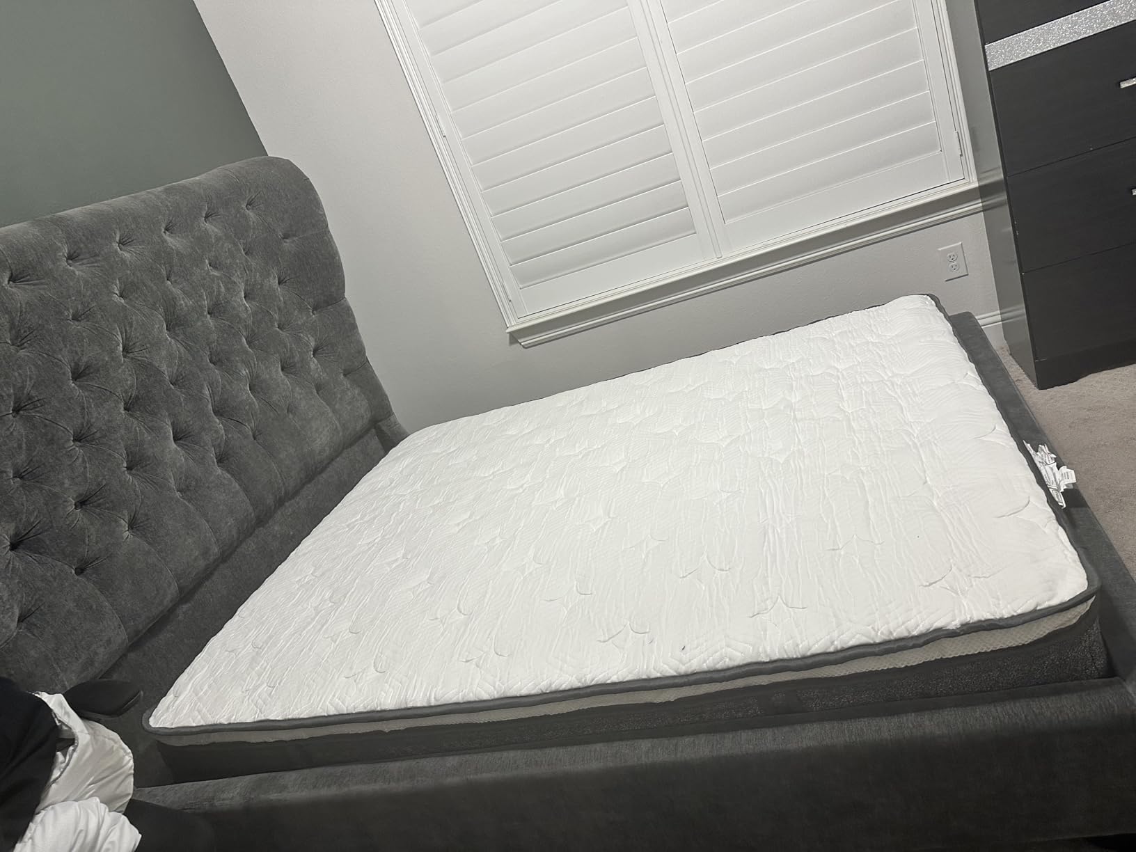 King Size Mattress, 12 Inch Hybrid Mattress King Size, Medium Feel Foam and Individual Pocket Springs, Extra Edge Support, Pressure Relief, CertiPUR-US customer photo 1