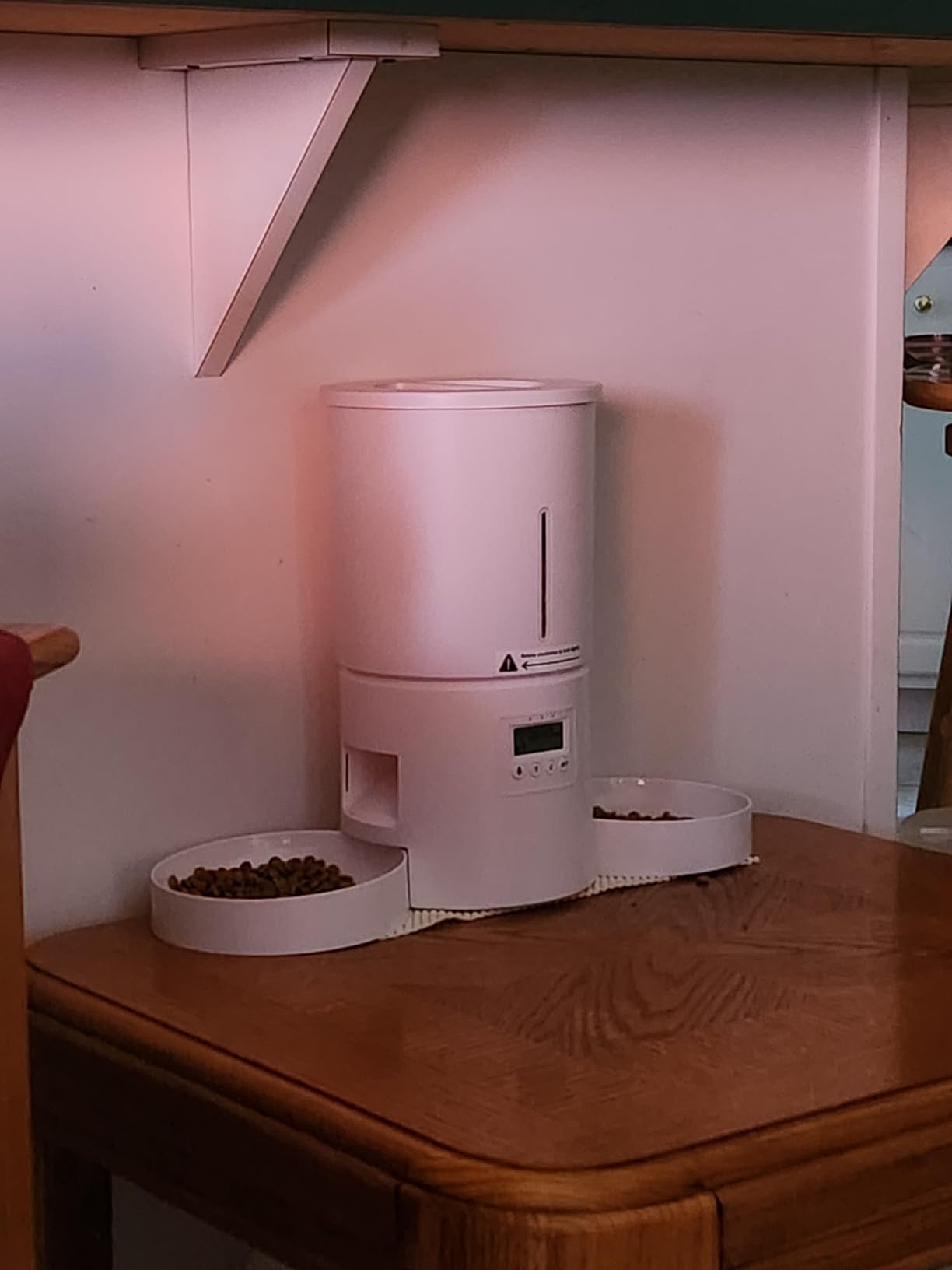 Automatic Cat Feeder 2 Cats,2.4G WiFi Timed Auto Cat Food Dispenser with Dual Bowls,4.2L Smart App Control,Equal Portion Feeding for Multiple Cats customer photo 2