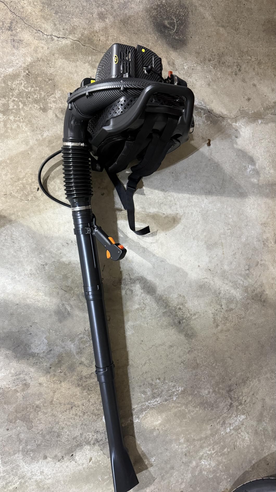 72CC Gas Backpack Leaf Blower - 2-Stroke Handheld-Class V Engine, 230 MPH 760 CFM, Adjustable Speed, Low Noise & Ergonomic Design, Cruise Control for Fast Yard Cleanup customer photo 2