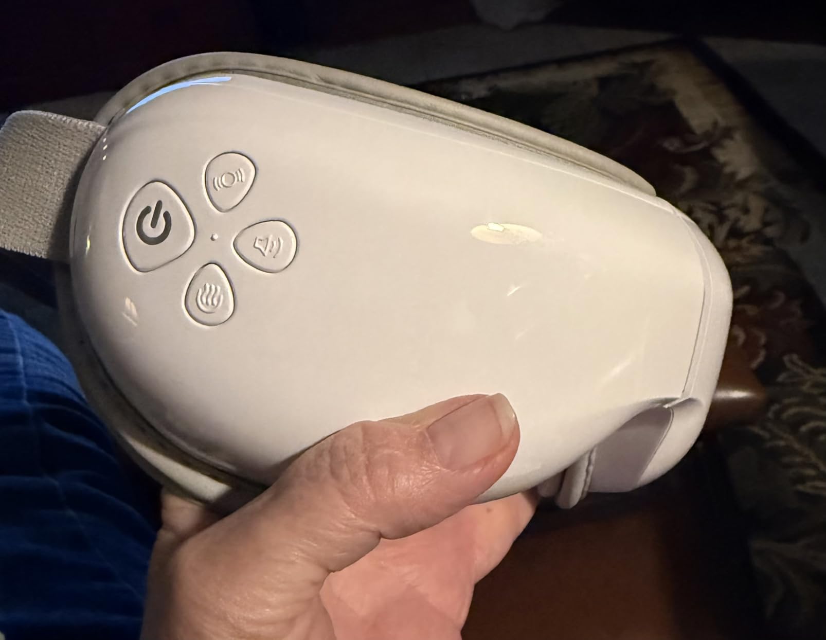 BOB AND BRAD Eye Massager with Heat and Cooling, FSA-HSA Eligible, EyeOasis 3 Heated Eye Massager Mask for Dry Eyes, Migraines, Headaches Relief, Reduce Strain, Improve Sleeping, Mother's Day customer photo 1