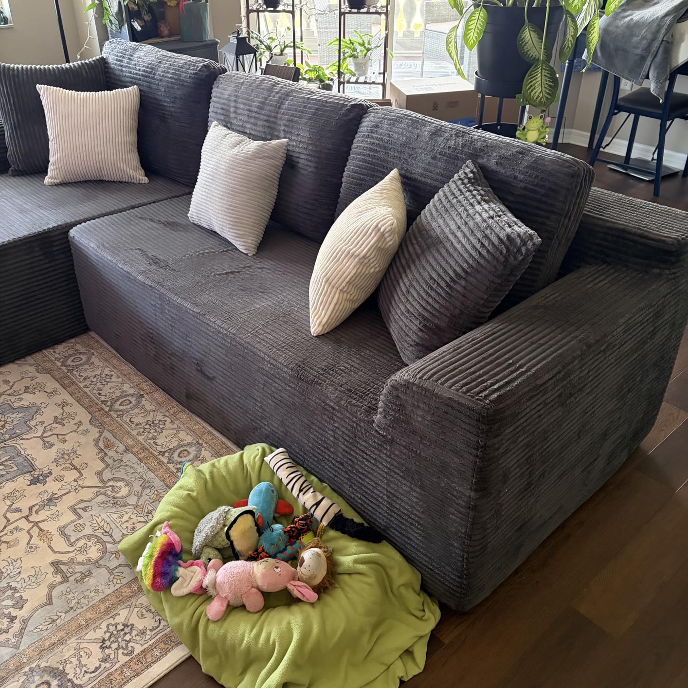 VASAGLE Boneless Couch, Modern Cloud Couch with Deep Seat, Corduroy Sofa for Living Room, Bedroom, Modular Sectional Sofa with Left-Facing Chaise, 108.3 Inches, Slate Gray ULCS181GN01 customer photo 2