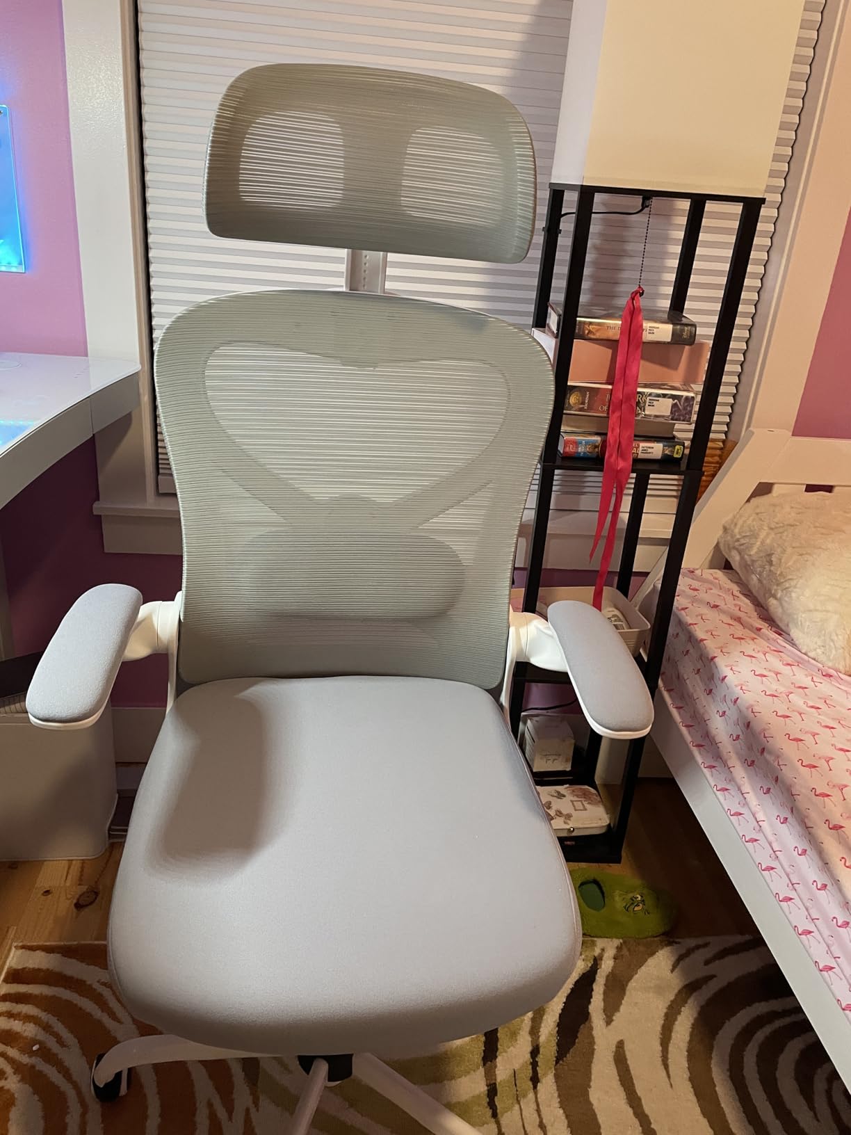 Ergonomic Office Chair, Mesh Desk Chair with Headrest, Lumbar Support, Thick Seat Cushion, Flip-up Arms, High Back Computer Task Chairs customer photo 2