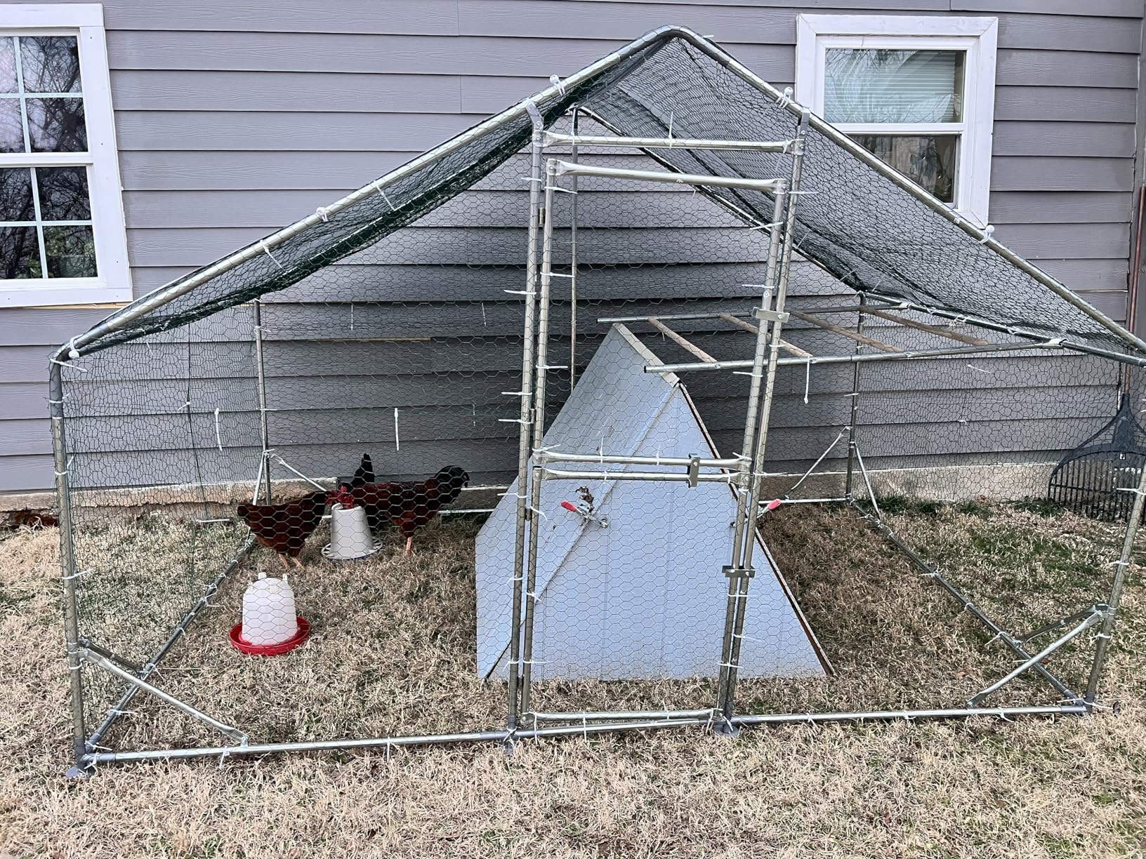 Large Metal Chicken Coop, 10x26x6.5FT Chicken Runs for Yard with Cover and Roosting Perch, Split Doors Walk in Chicken Coop customer photo 1