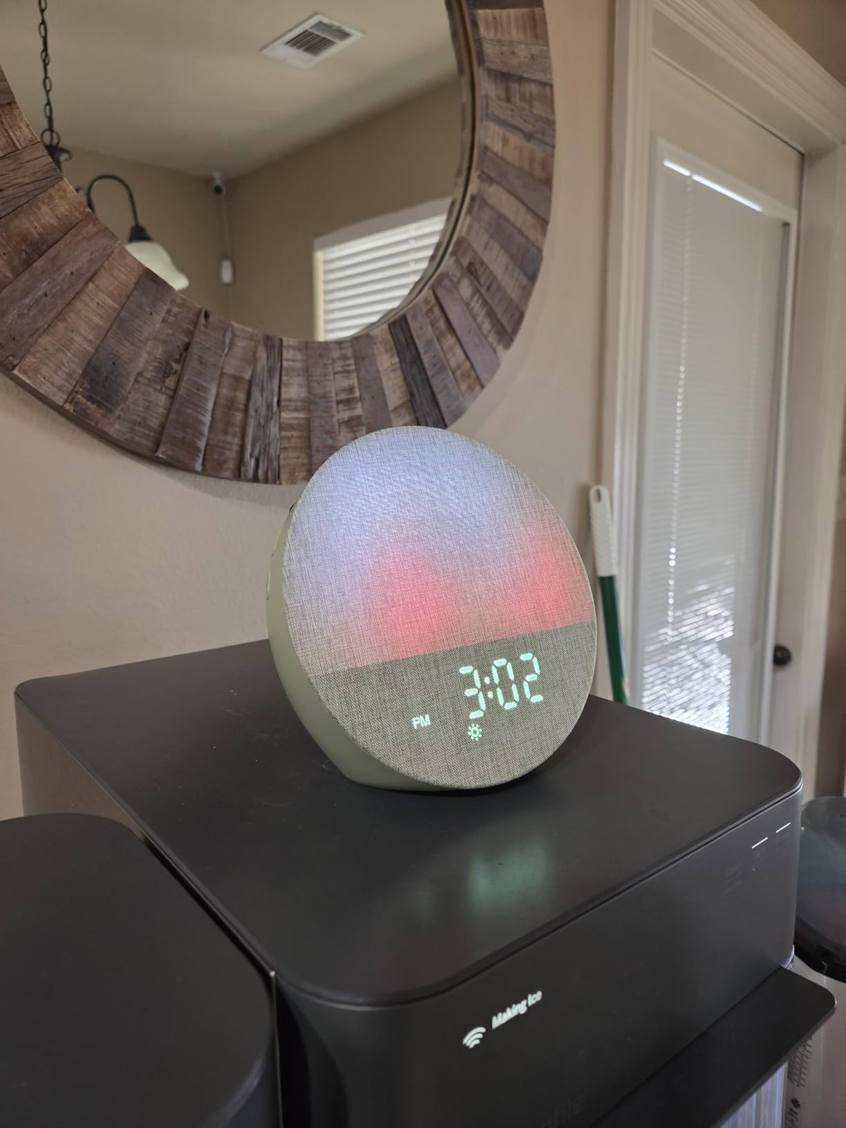 Wake Up Sunrise Alarm Clock: 10-60 Minutes Simulate Sunrise for Gentle Wake Up - 20 Adjustable Brightness Bright Enough for Heavy Sleepers - Dual Alarms with Sound Machine customer photo 2