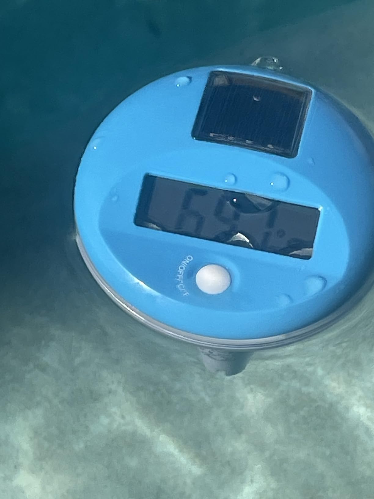 LuxBlue Floating Pool Thermometer Solar Powered | Large LCD Display- Easy to Read | IP68 Waterproof Digital Pool Thermometer with String | Ultra-Precise Pools Water Temperature Gauge for Hot Tub, Spa customer photo 2