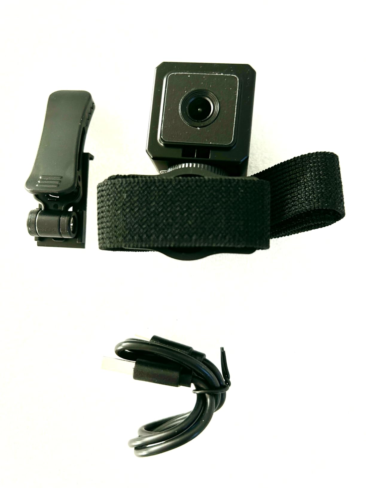 AEZ Pet Camera Collar with APP Control, 1080P HD Pet POV Camera, 210-mins Recording Wearable Action Camera with Hotspot WiFi, Magnetic Clip Camera for Cats Dogs Kids & Outdoor Use (No SD Card) customer photo 1