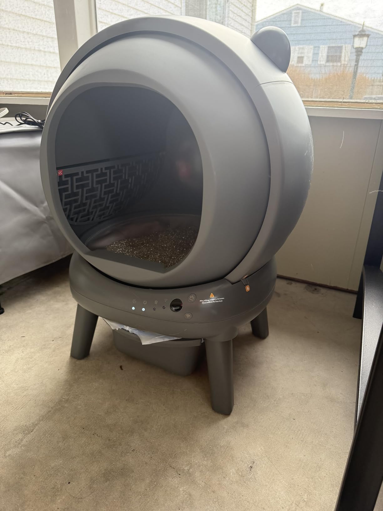 Automatic Litter Box, Self Cleaning Litter Box with App Control, Large Capacity for Multiple Cats, Noise & Odor Control, Dual Safety Sensors, Easy Maintenance with 2 Roll Garbage Bags, Gray customer photo 1