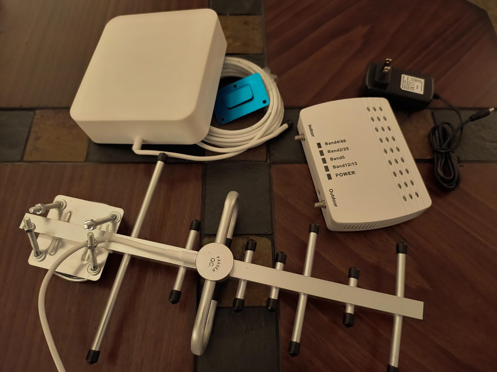 Cell Phone Booster for Home & Muti-Room, Up to 7000Sq. Ft,Cell Booster for Rural Area with 2 Indoor Antennas,Boosts 5G 4G LTE for All U.S. Carriers, FCC Approved Cell Phone Signal Booster customer photo 2