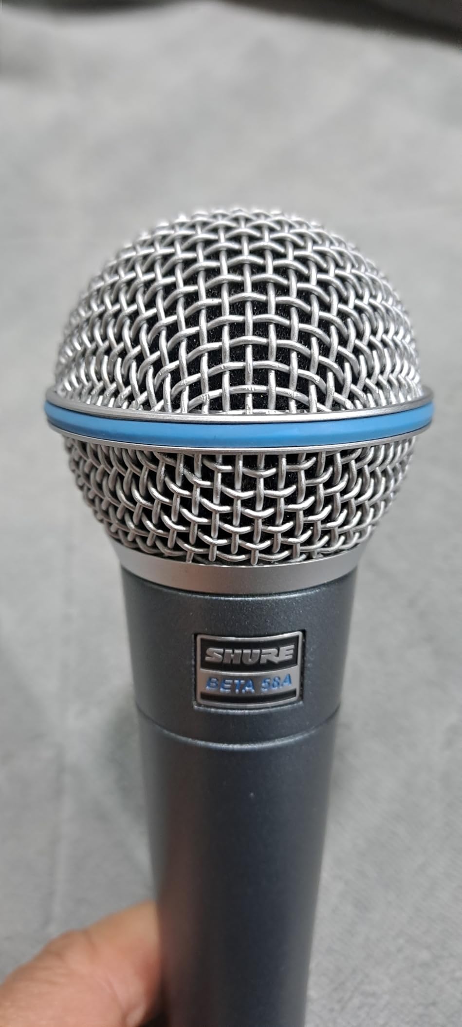 Shure BETA 58A Vocal Microphone - Single Element Supercardioid Dynamic Mic for Stage and Studio with A25D Adjustable Stand Adapter customer photo 1