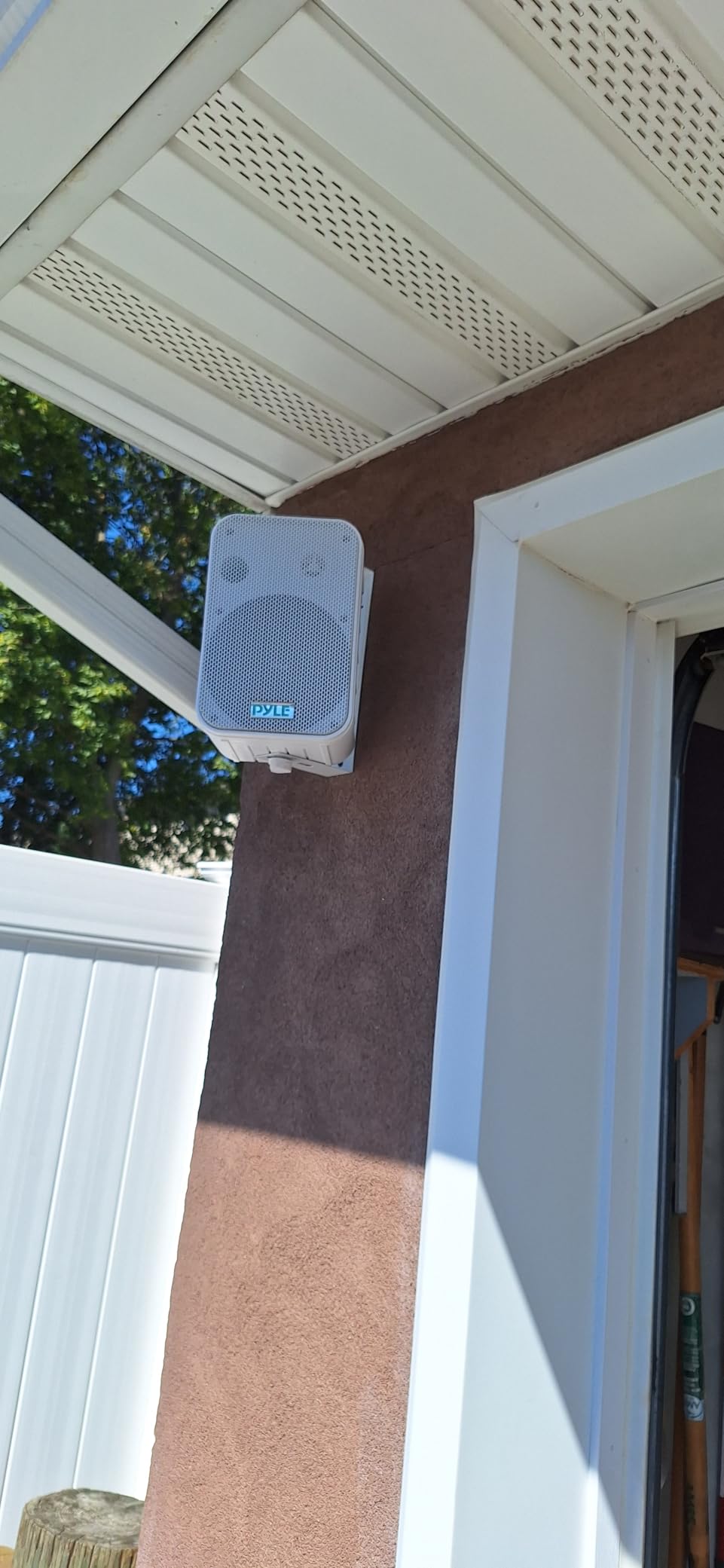 Dual Waterproof Outdoor Speaker System - 6.5 Inch Pair, Pyle PDWR50B (Black) customer photo 2