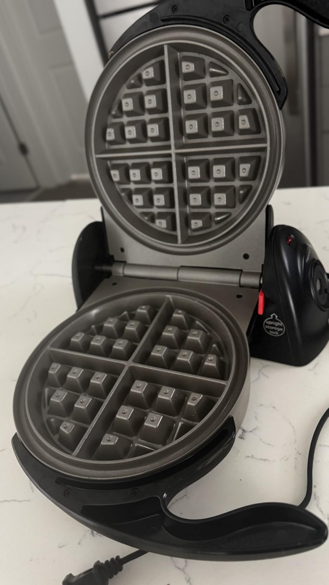 Presto 03510 Ceramic FlipSide Belgian Waffle Maker, Nonstick, Cool Touch Handles, Black (03510) customer photo 2