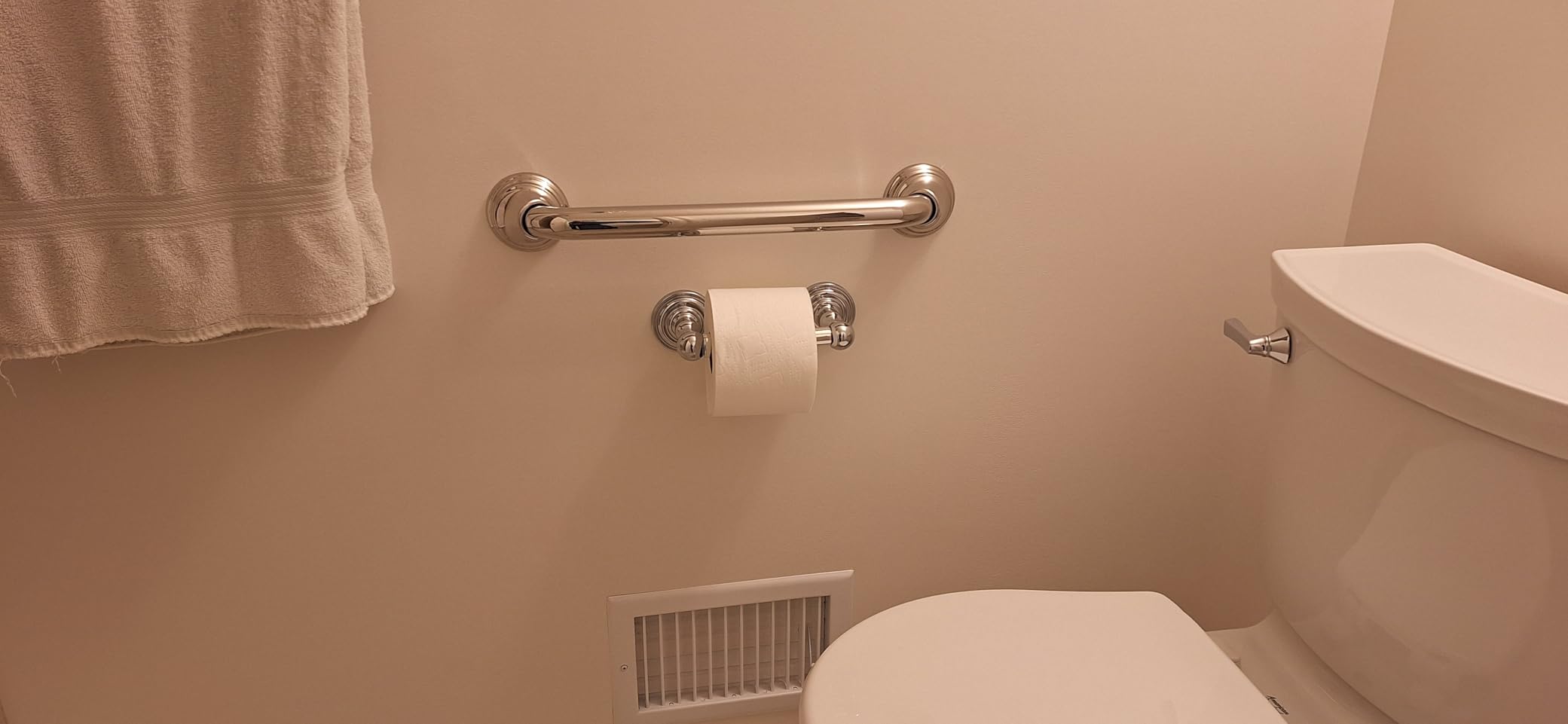 Moen Home Care Bathroom Safety 16 Inch Designer Stainless Steel Handicap Grab Bar for Bathtub and Shower, Concealed Screws, Brushed Nickel, LR8716D3BN customer photo 1