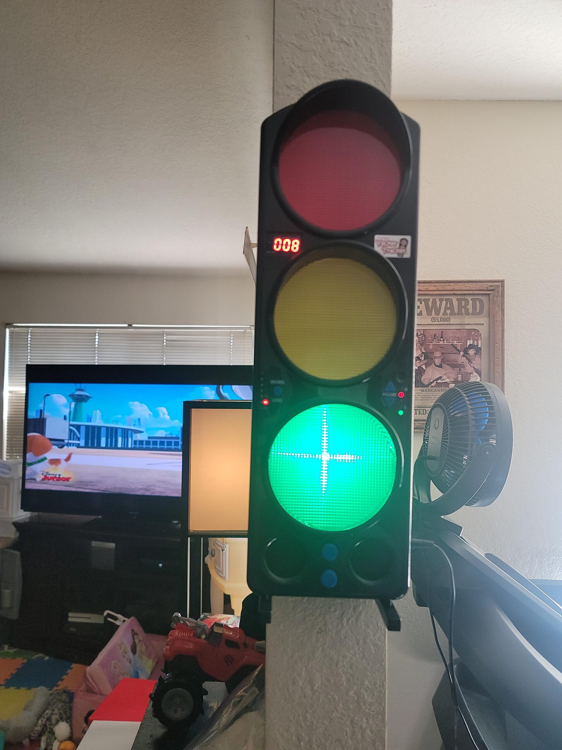 Noise Level Monitor, LED, 17 Inches, Red/Yellow/Green customer photo 1