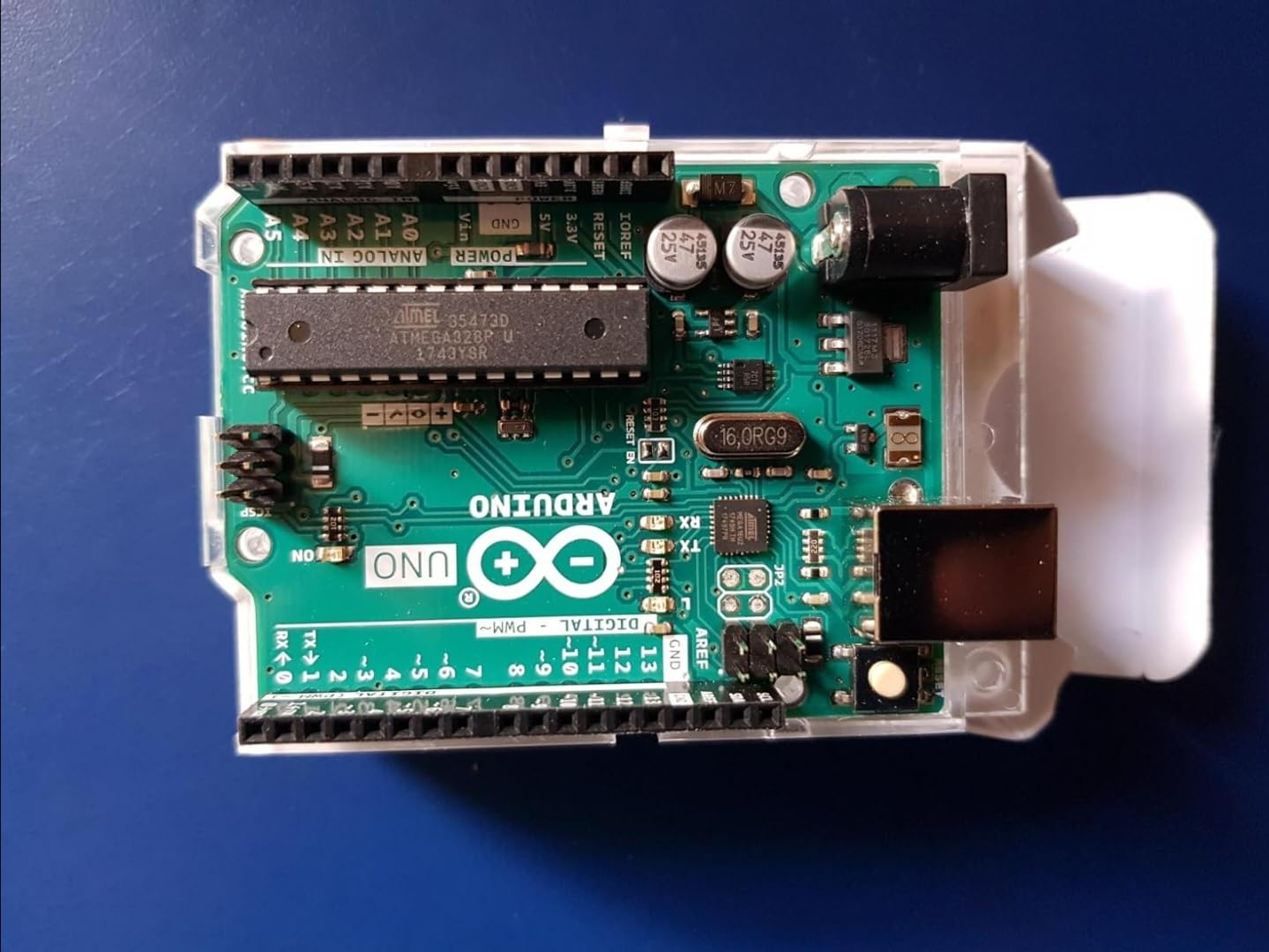 Arduino Uno REV3 [A000066] - ATmega328P Microcontroller, 16MHz, 14 Digital I/O Pins, 6 Analog Inputs, 32KB Flash, USB Connectivity, Compatible with Arduino IDE for DIY Projects and Prototyping customer photo 2