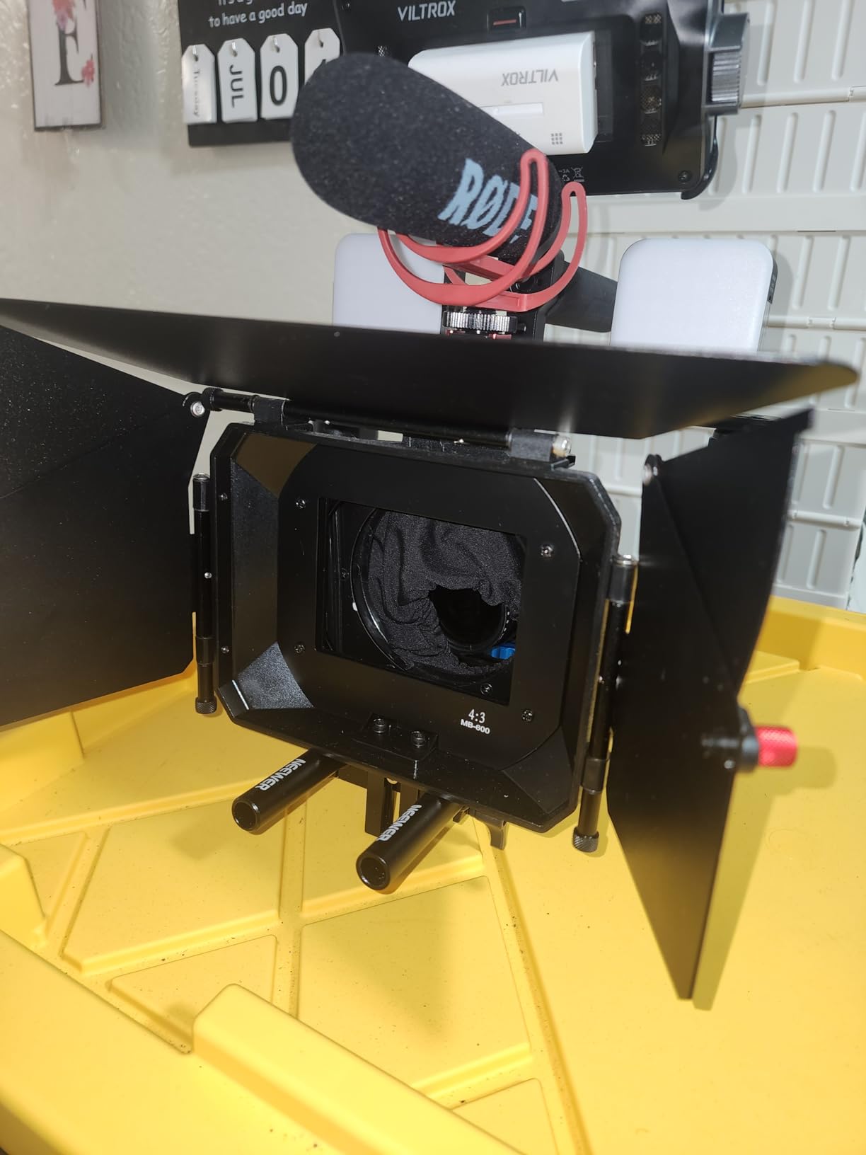 PROAIM MB-600 Sunshade Mattebox w Height Riser for Camera Lenses up to 95mm. for 15mm Rails, Top Flag, Extendable Side Flags & Knicker. 2 Filter Holders, 4:3 & 16:9 Format Masks, Tool-Less (P-MB-600) customer photo 2