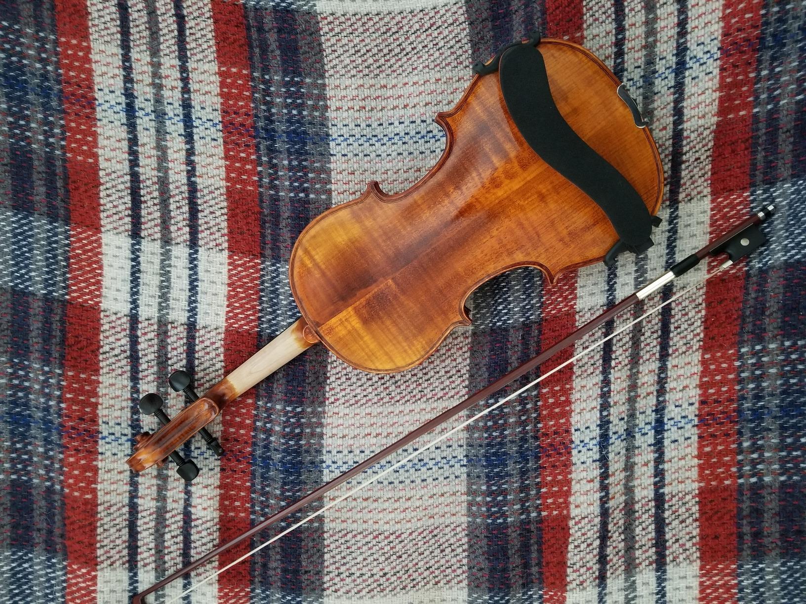 Cremona SV-500 Premier Artist Violin Outfit - 1/4 Size customer photo 1