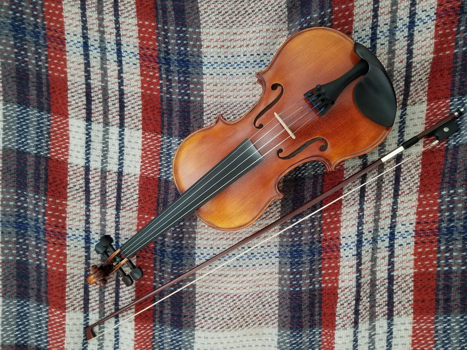 Cremona SV-500 Premier Artist Violin Outfit - 1/4 Size customer photo 2