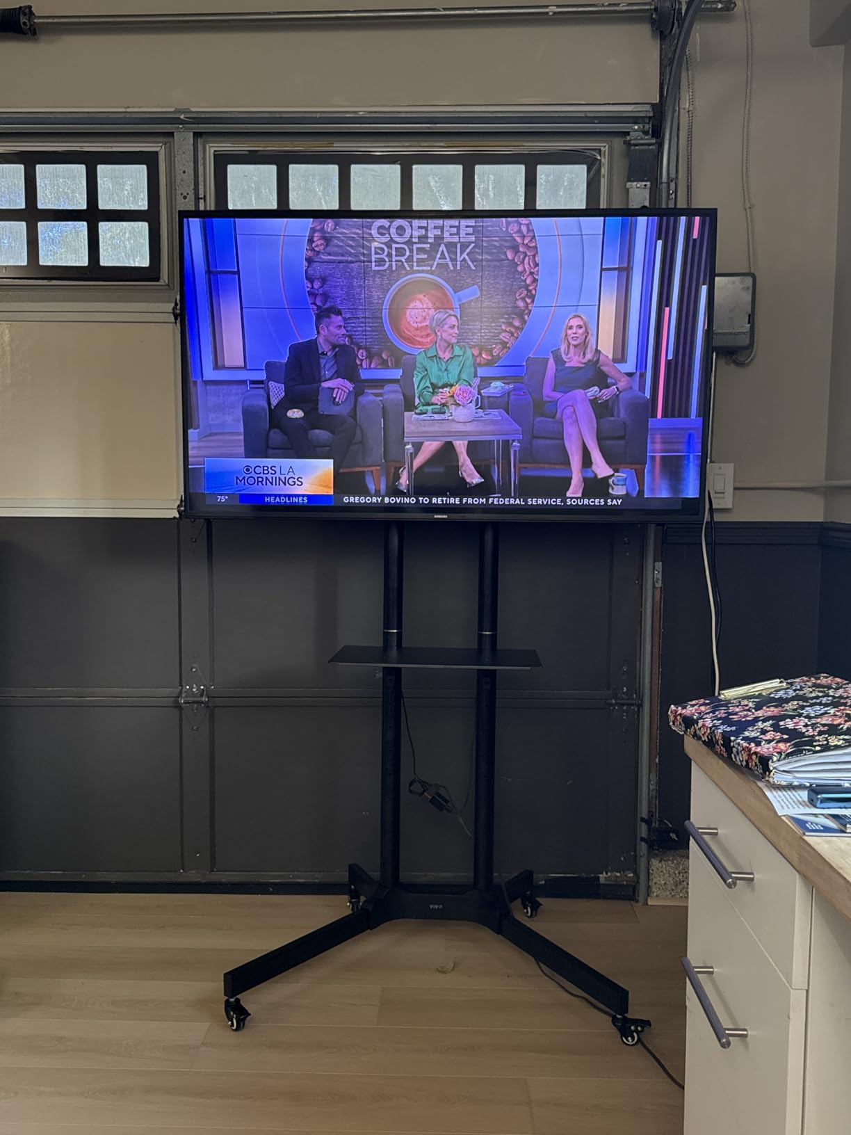 VIVO Mobile TV Cart for 32 to 83 inch Screens up to 110 lbs, Rolling Stand with Shelf customer photo 1