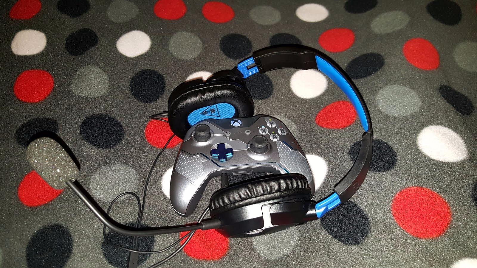 Turtle Beach Recon 50 Wired Gaming Headset - PC, Mac, PS4, PS5, Xbox Series X|S & Xbox One, & Mobile/Tablet with 3.5mm Removable Mic, 40mm Speakers customer photo 2