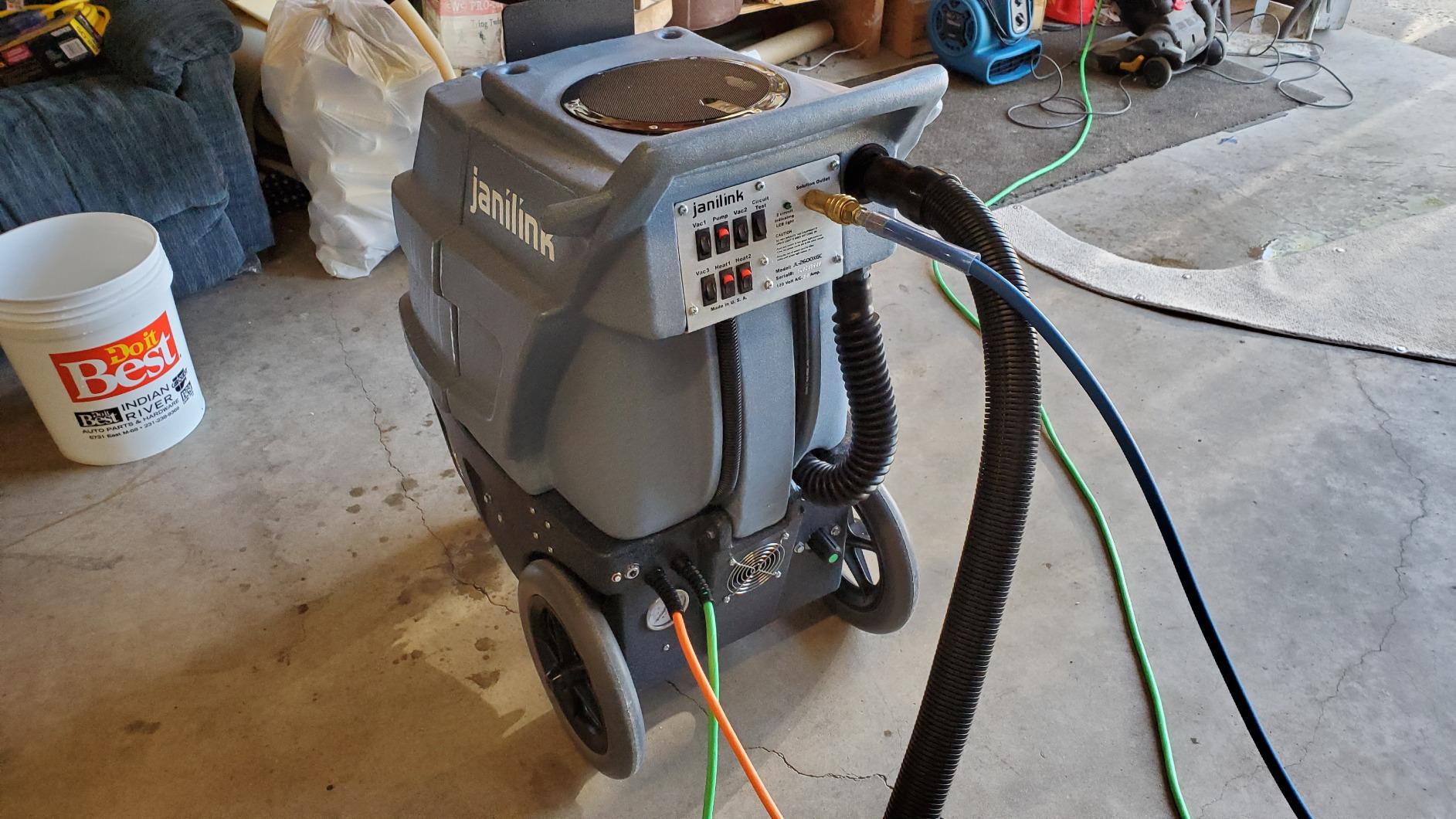 JaniLink Premium 500 PSI Portable Carpet Extractor Machine With 3 Vac Motors 6 Stages, 2 Heats, Hose, Wand and Essential tools Included customer photo 1