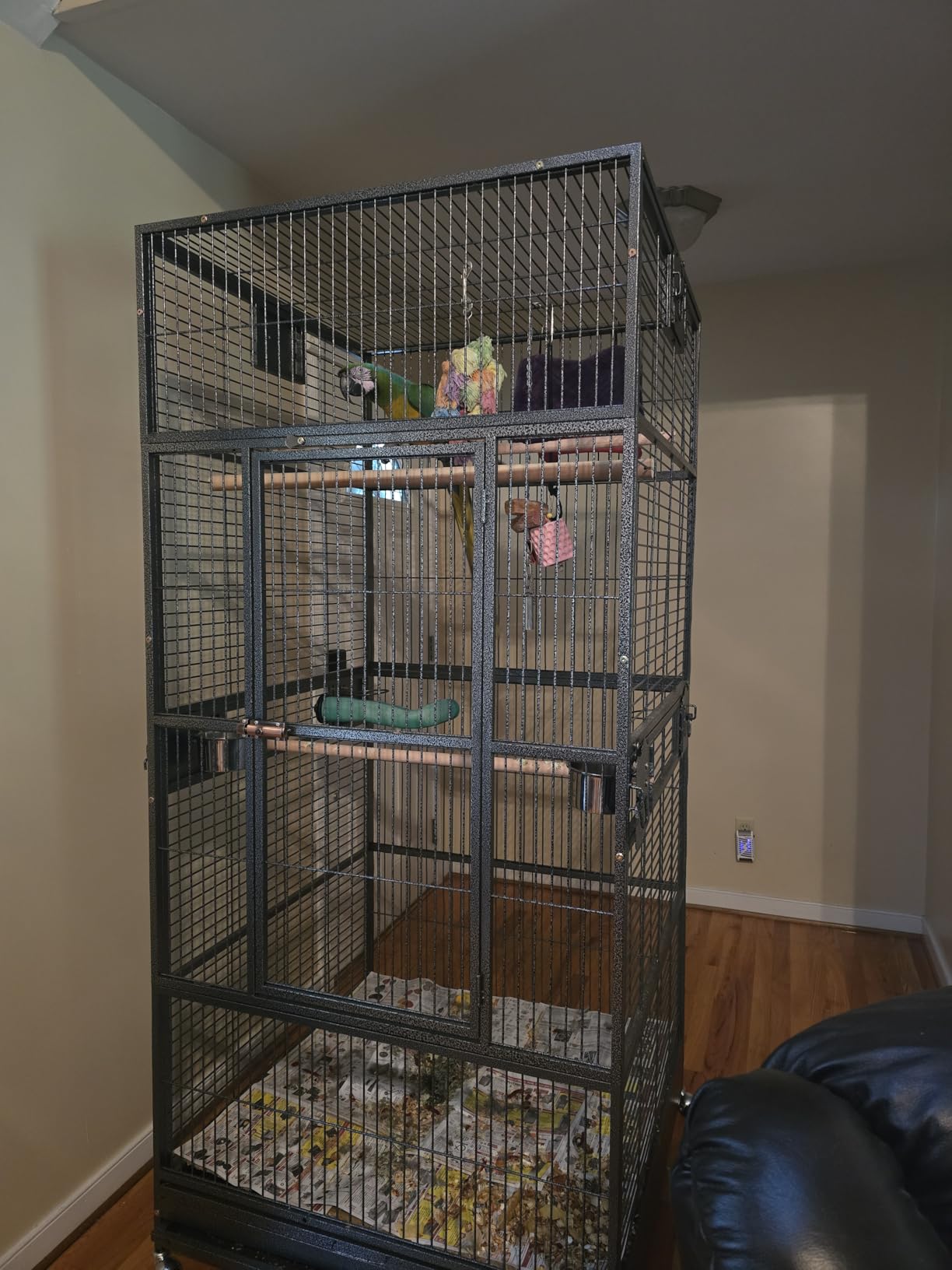 XXL Large Bird Flight Cage Parrot Aviary H80xw35.5xd35.5 customer photo 2
