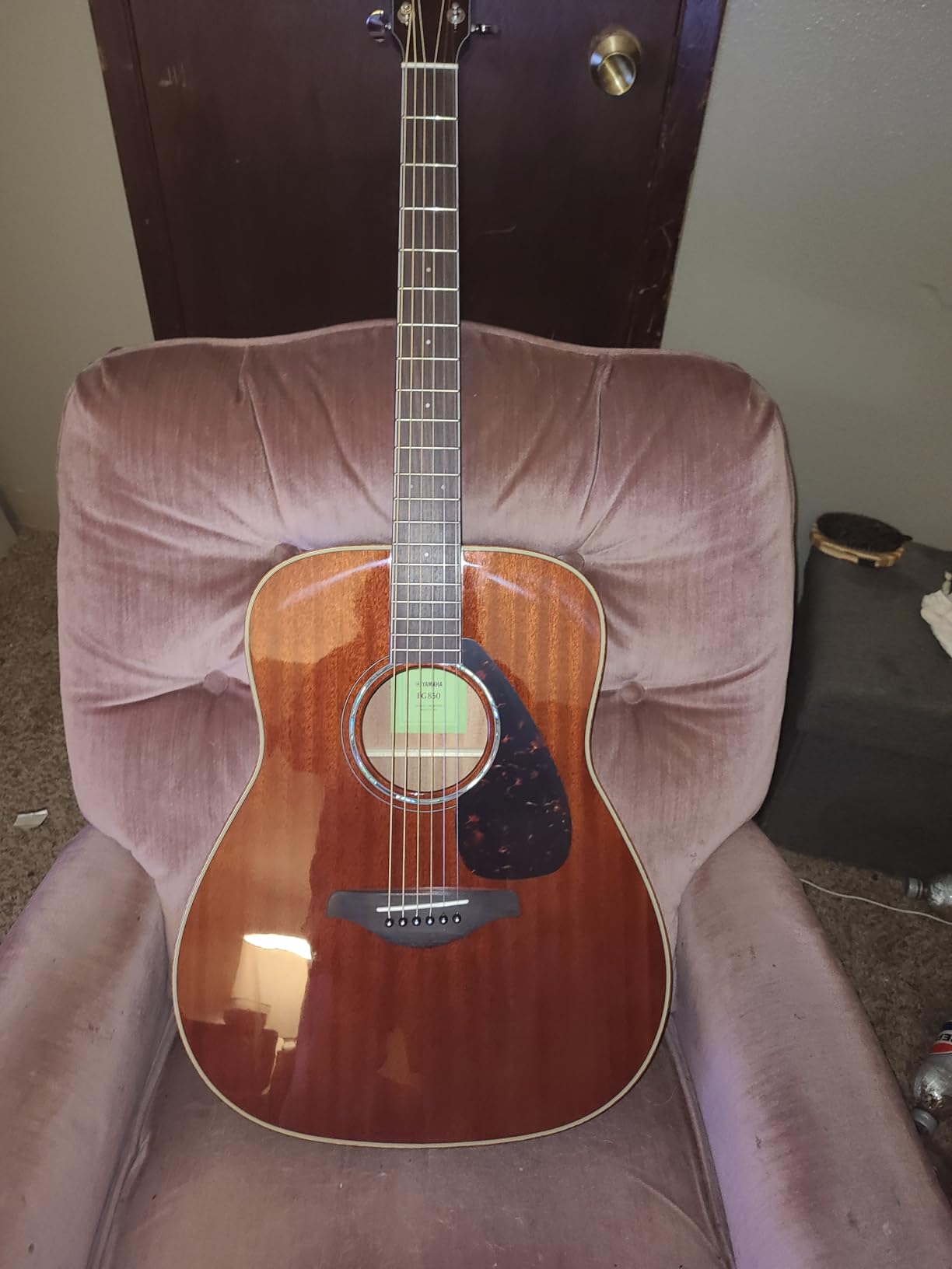 Yamaha FS850 Small Body Solid Top Acoustic Guitar - Mahogany customer photo 2