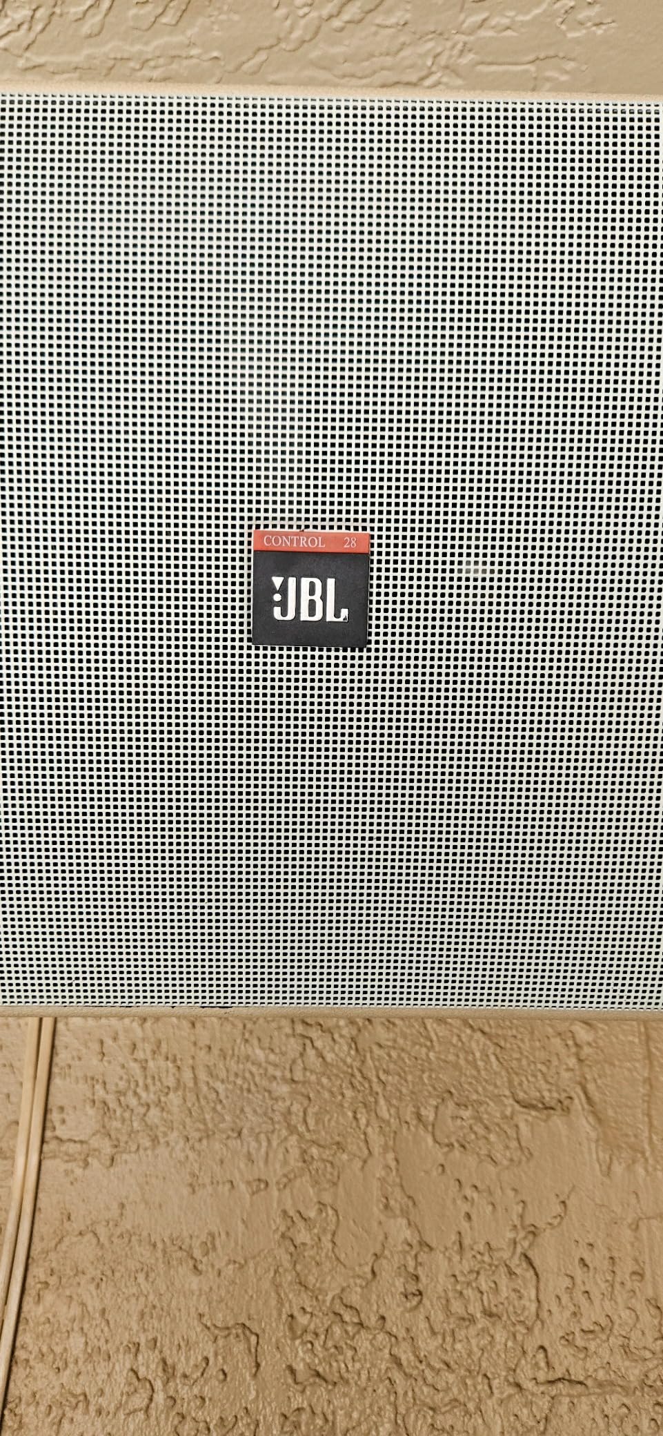 JBL Professional Control 28-1 high output, 8 inch, 120 watt direct 8 ohm setting, built-in 60 Watt 70V transformer, indoor / outdoor background, foreground speaker, Sold as a Pair. Black. customer photo 2