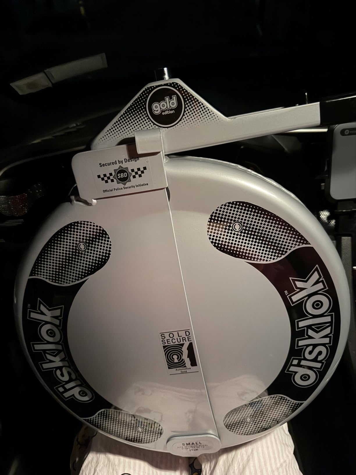 Disklok Security Device - Steering Wheel Lock - Full Cover - Silver - Thatcham Approved (Small, 13.7in - 15.3in) customer photo 1