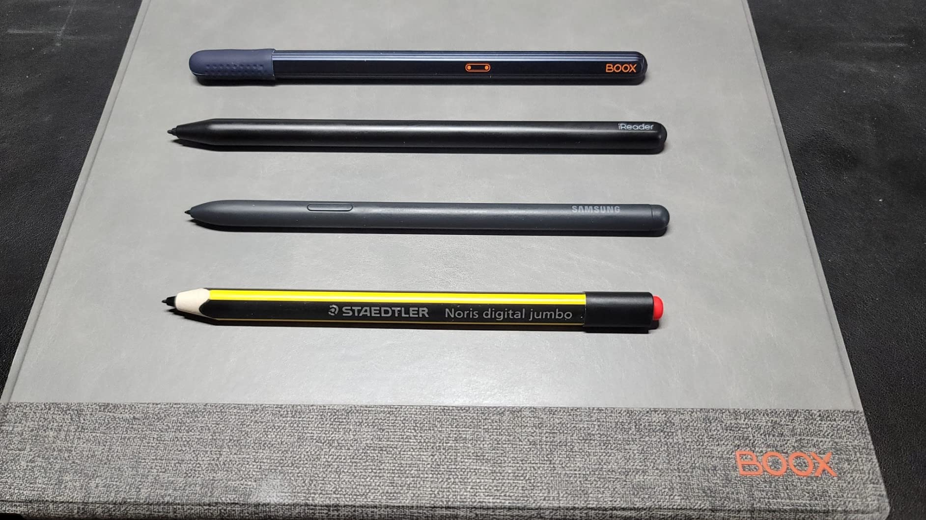 STAEDTLER Noris Classic Digital Stylus Pen: No Charging, EMR Palm Rejection, 4.096 Pressure Levels, Hexagonal Shape, Natural Writing and Drawing on Touchscreen Tablet, Laptop, Phone customer photo 2