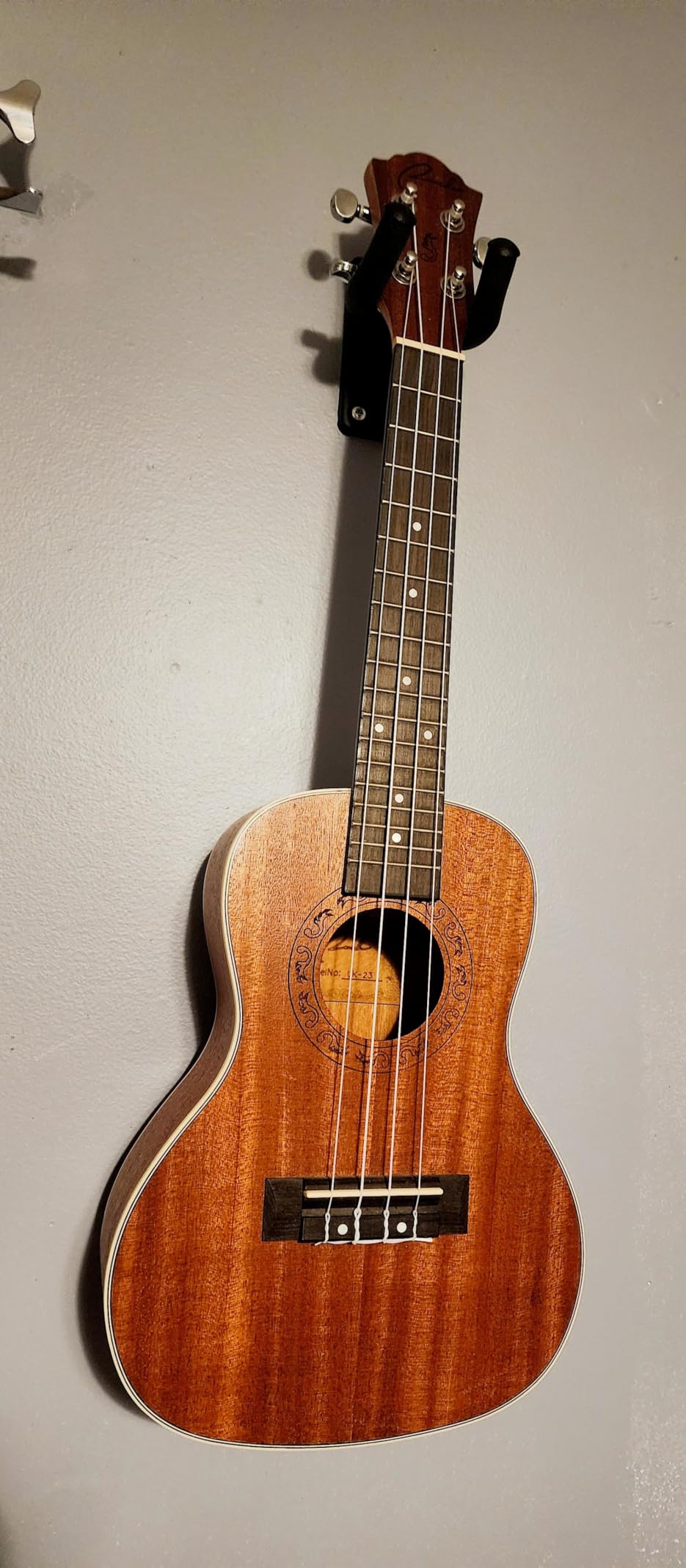 Ranch Tenor Ukulele 26 inch Kit for Adult Beginners Professionals, Wooden Sapele Professional Ukelele with Arched Back for Deeper Tone, 12 Video Lessons, Gig Bag, Tuner, Strap, Aquila Strings customer photo 1