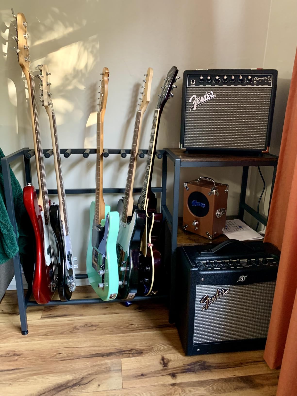 Fender Champion II 25-Watt Guitar Combo Amplifier Bundle with Instrument Cable, Picks, and Austin Bazaar Instructional Video customer photo 1