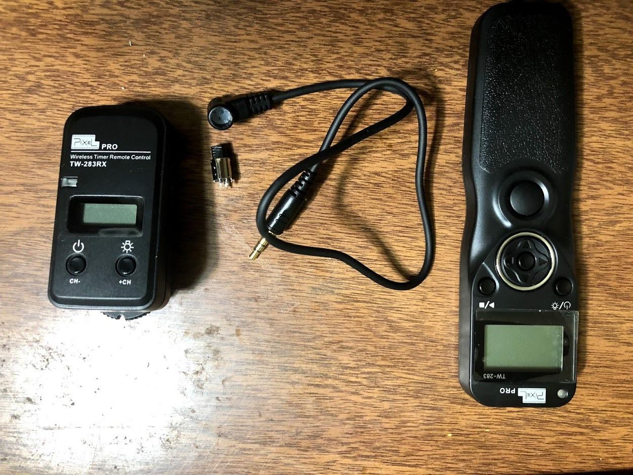 Pixel Timer Shutter Release TW283-N3 Wireless Remote Control Compatible with Canon 5D Mark-III/Mark-IV 5D R5 R5C 10D 1DX 1DC 1DS 1D 5DS 5DSR 20D 6D 7D Mark-II 7D 50D 40D 30D D60 D30 D2000 customer photo 1