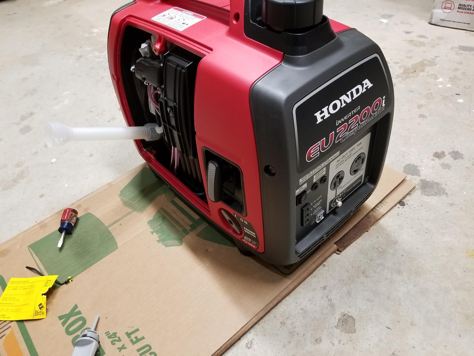 Honda EU2200IC 2200-Watt Companion Super Quiet Portable Inverter Generator customer photo 1