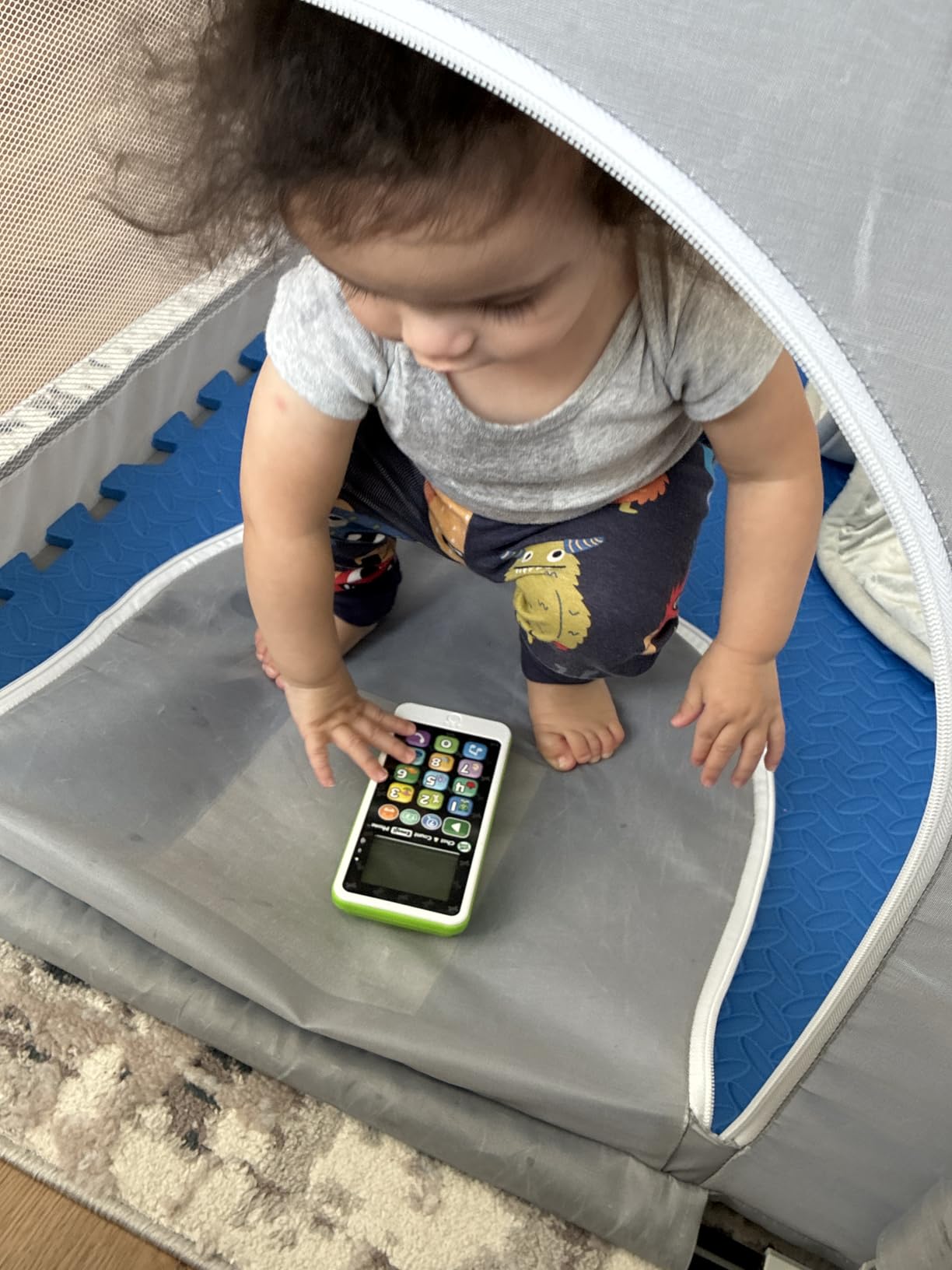 LeapFrog Chat and Count Emoji Phone, Purple customer photo 1
