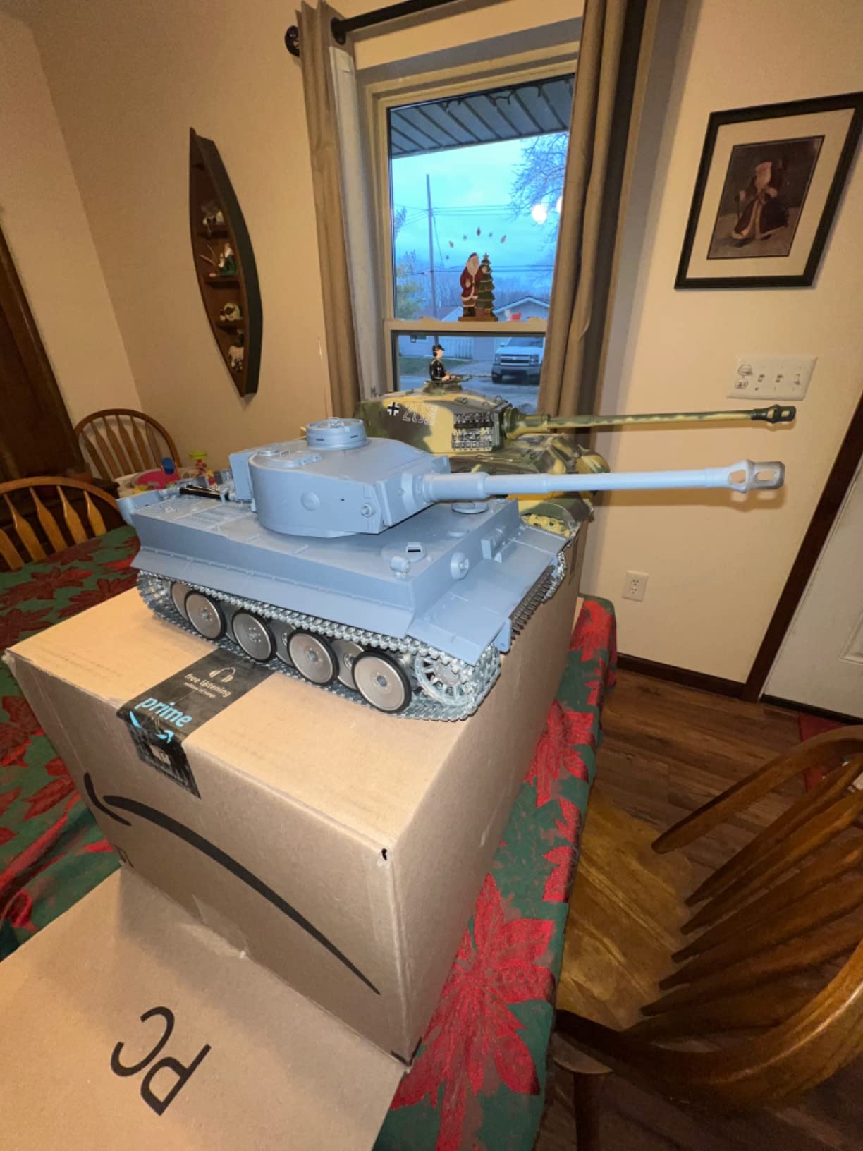 1/16 2.4ghz Remote Control German Tiger I Gray Color Tank Adults Model Toy (Upgraded/Metal Road Wheel & Tracks & Sprocket Wheel & Idle Wheel)(Steel Gear Gearbox)(5000mah Nimh Battery)(Airsoft) customer photo 2